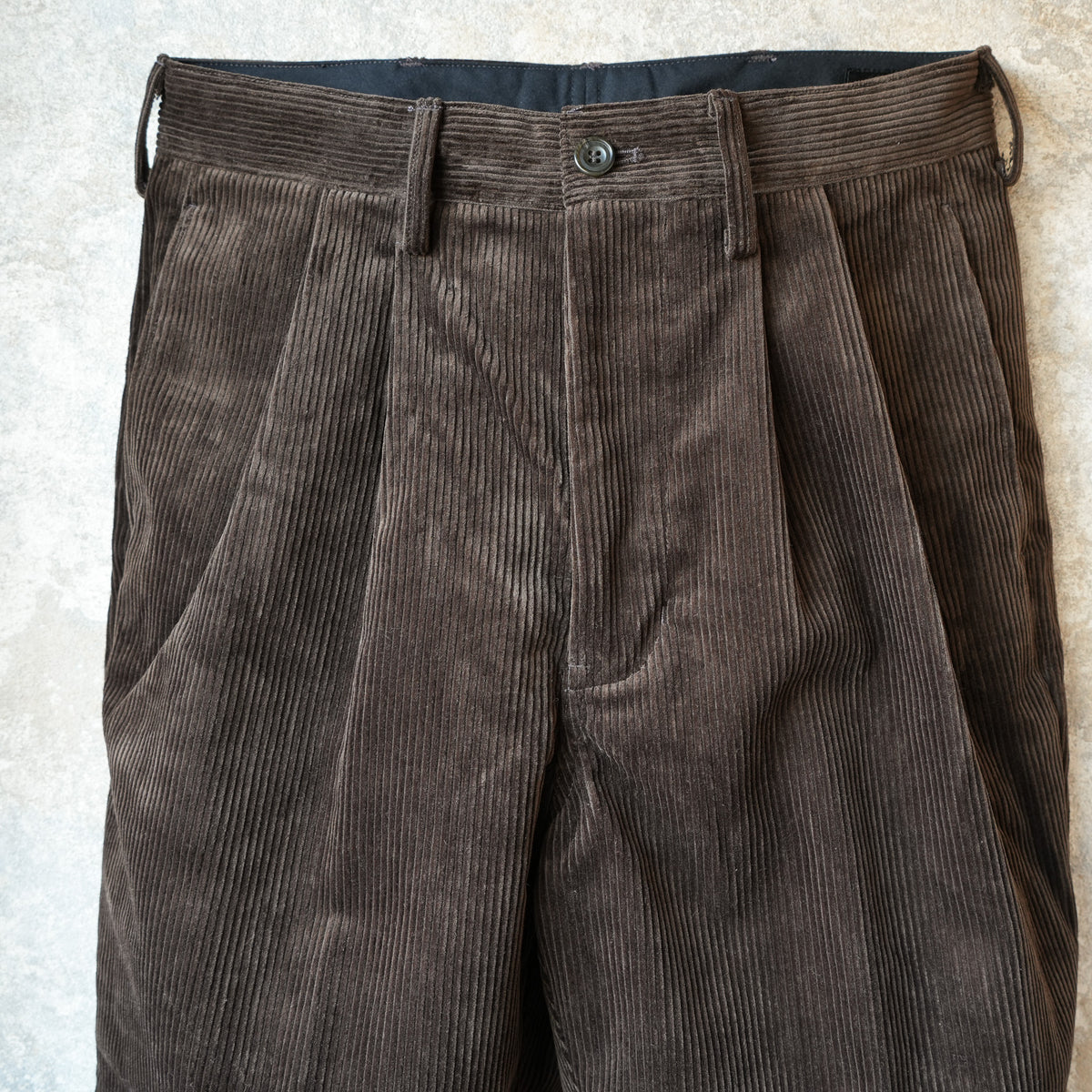 WORKERS_WORKERS Trousers_Heavy Corduroy Brown