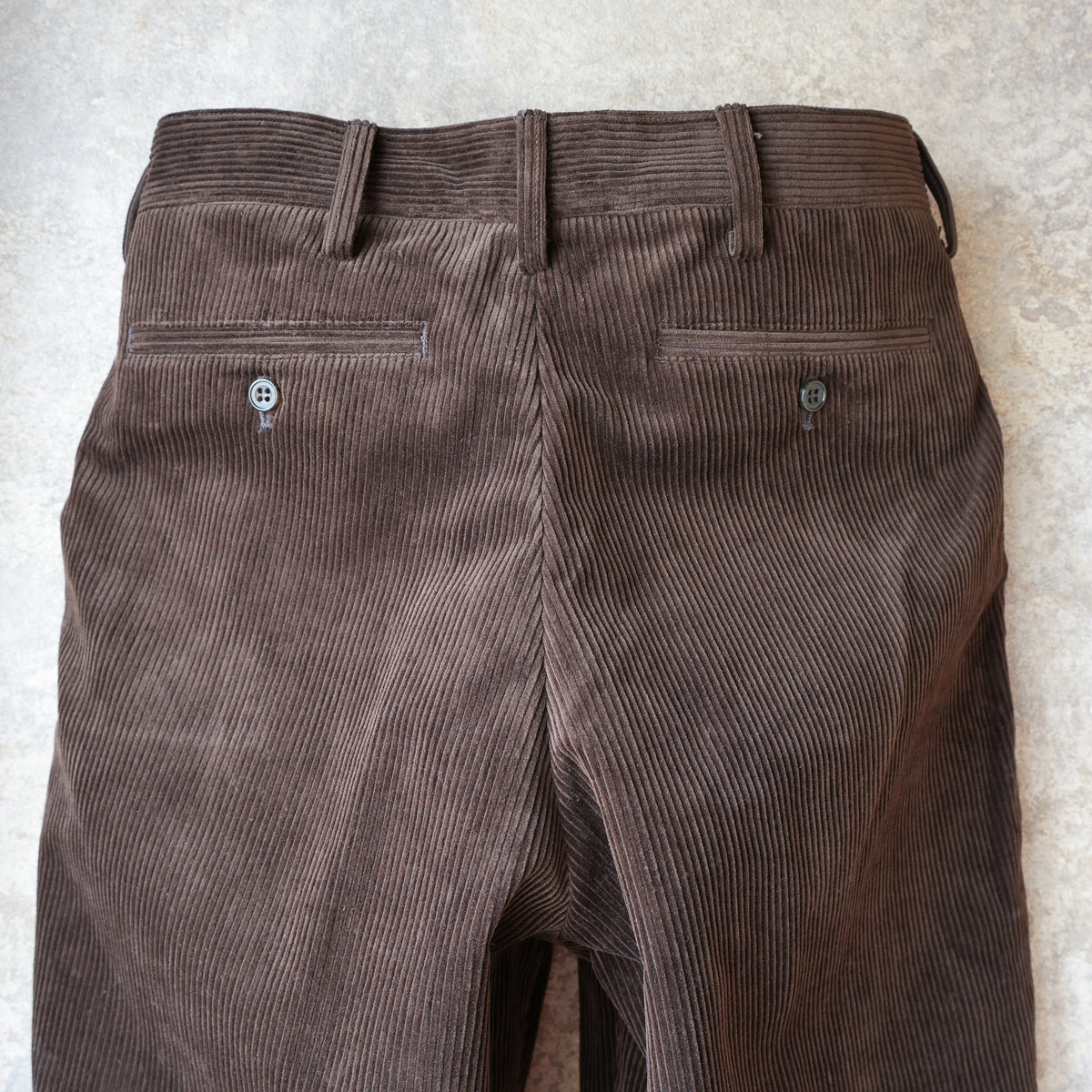 WORKERS_WORKERS Trousers_Heavy Corduroy Brown