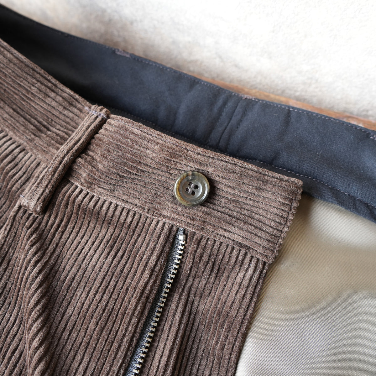 WORKERS_WORKERS Trousers_Heavy Corduroy Brown