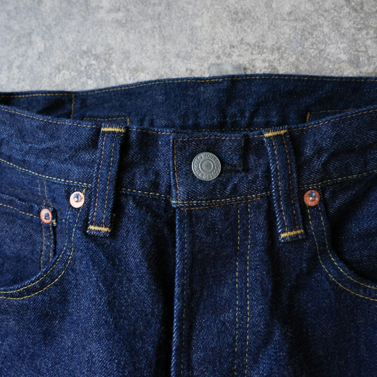 WORKERS_37 801XH_Buckle Back