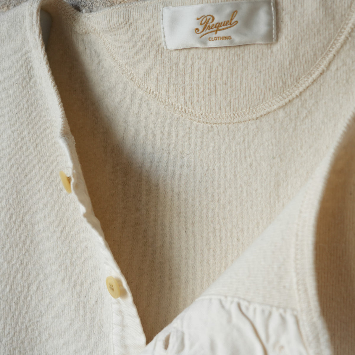 PREQUEL_C1008 Henley Cotton Rib L/S T-Shirt (Natural)