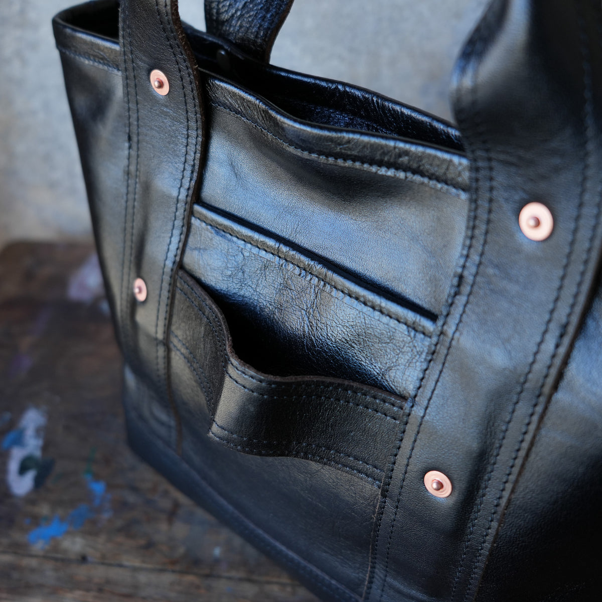 INCEPTION_IPHSB-17_HORSE HIDE COAL BAG (SMALL) _Black