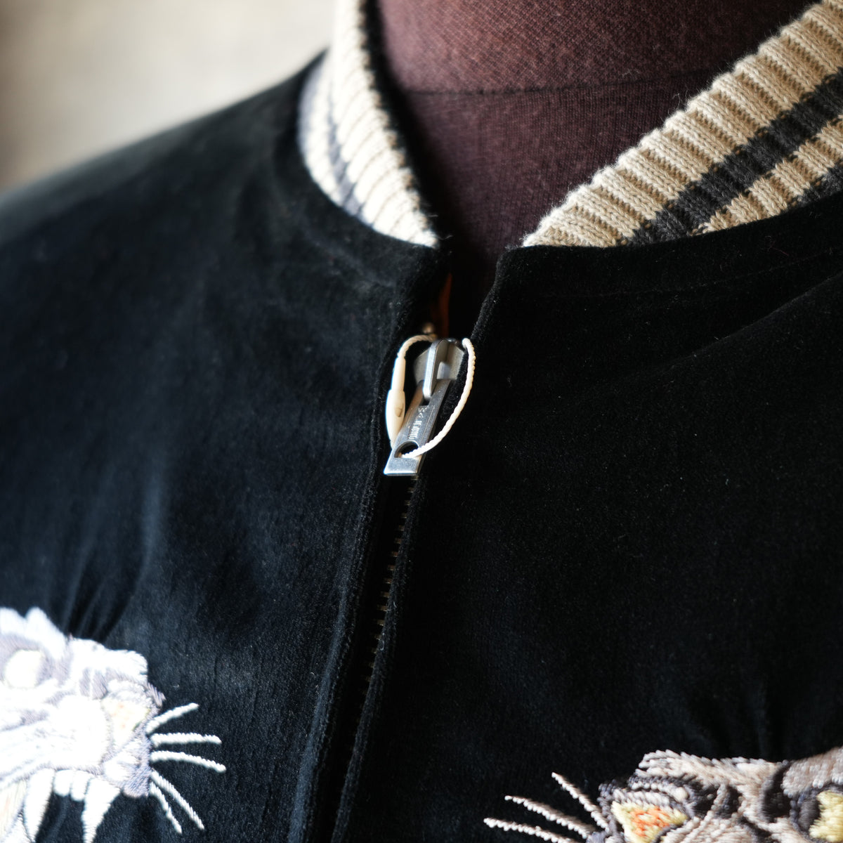 DELUXEWARE_DSJ-001_50s SOUVENIR JACKET_BLK/ORG