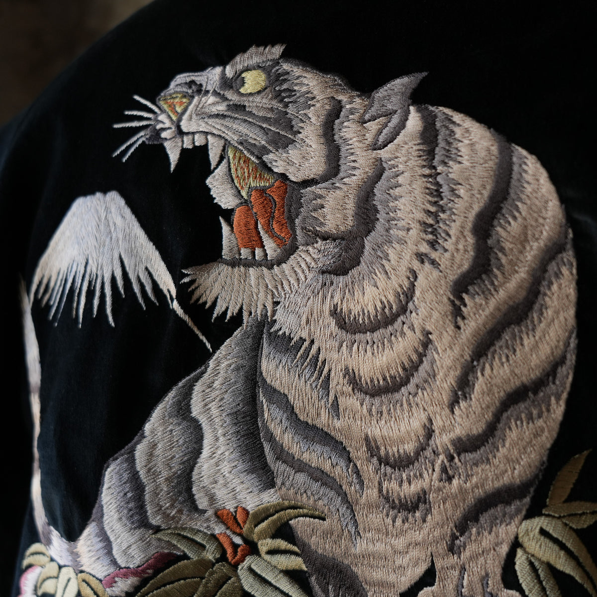 DELUXEWARE_DSJ-001_50s SOUVENIR JACKET_BLK/ORG