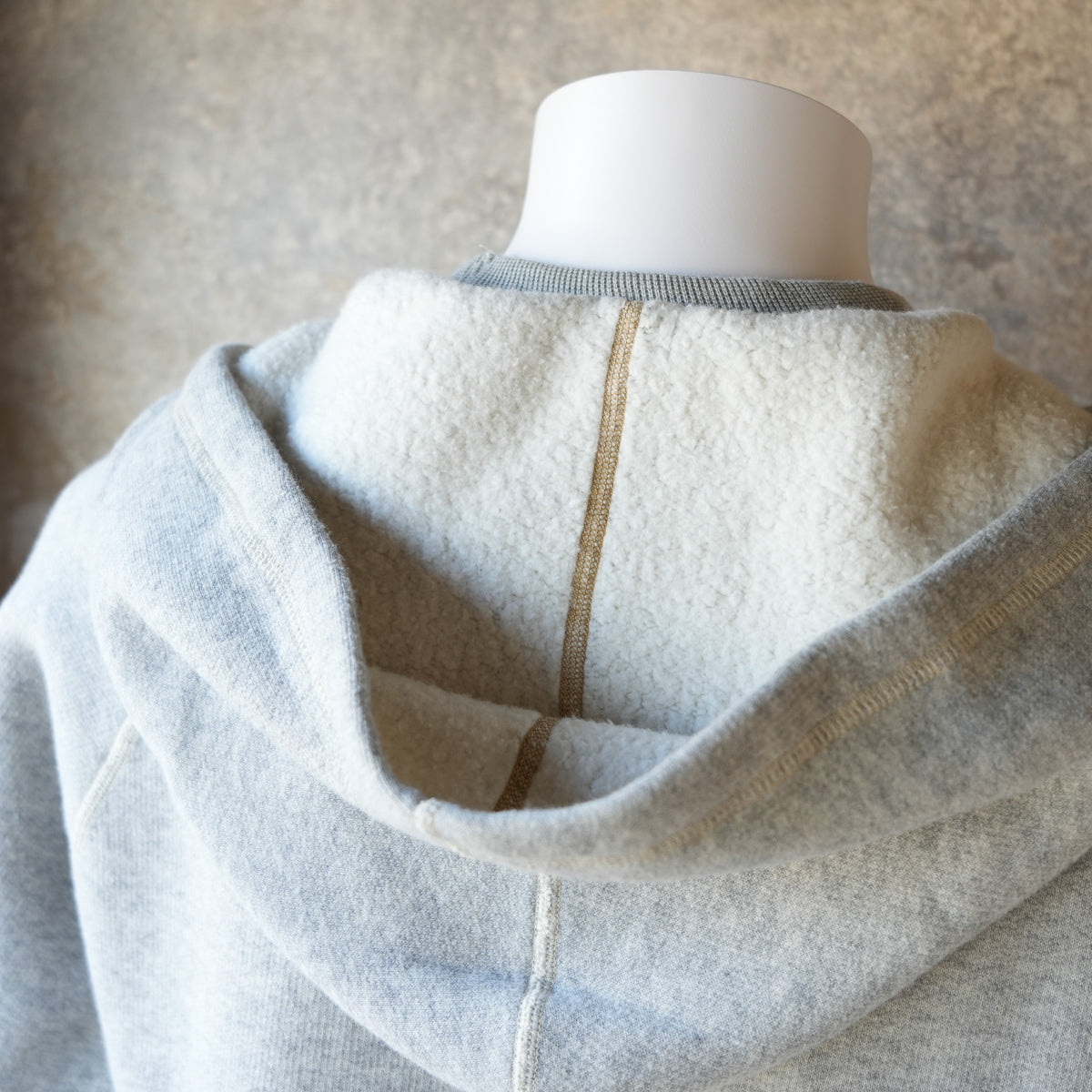 LOOP&WEFT_LCS 1009_SUPER FLUFFY KNIT RAGLAN AFTER HOODIE_2-TONE OLD MELANGE GRAY