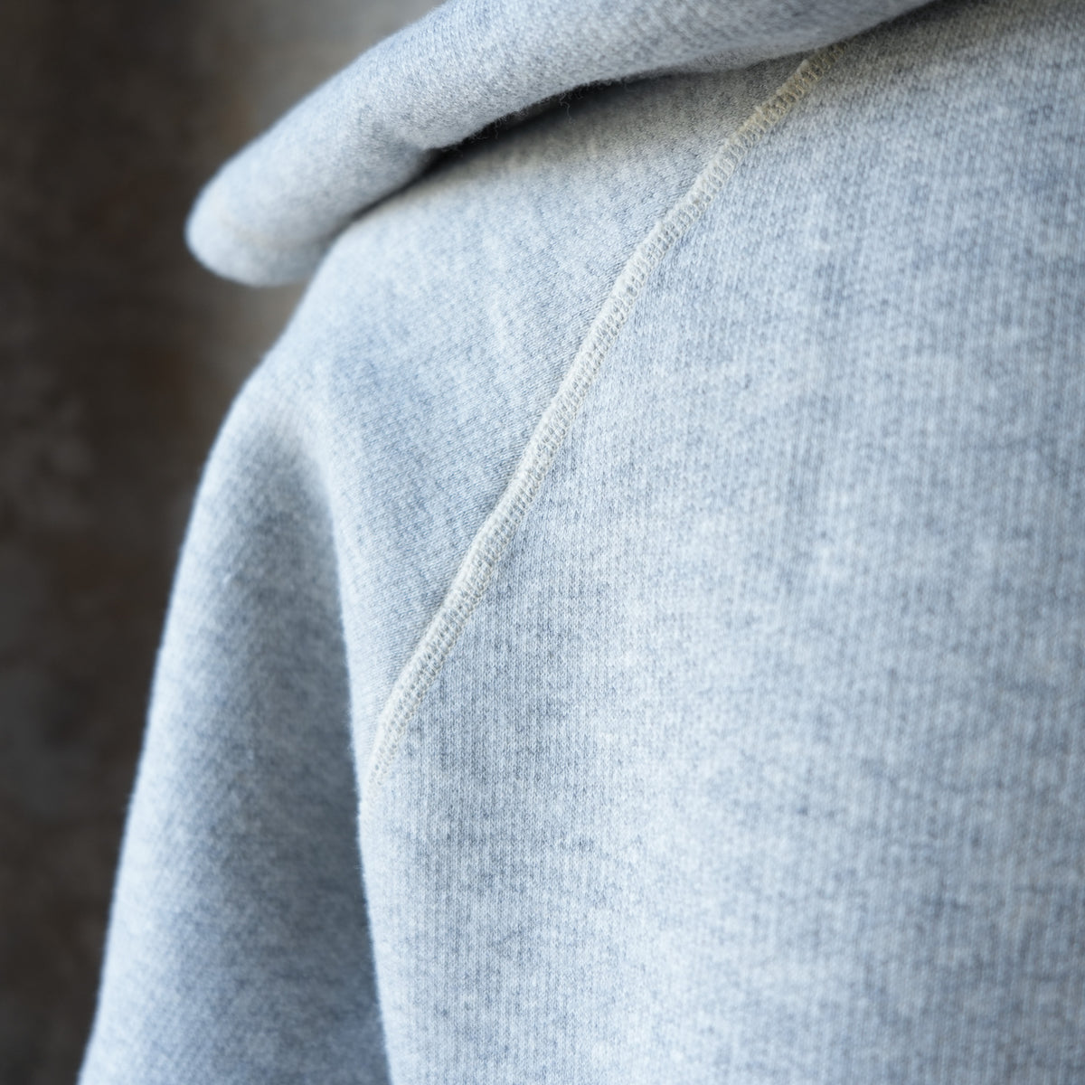 LOOP&WEFT_LCS 1009_SUPER FLUFFY KNIT RAGLAN AFTER HOODIE_2-TONE OLD MELANGE GRAY