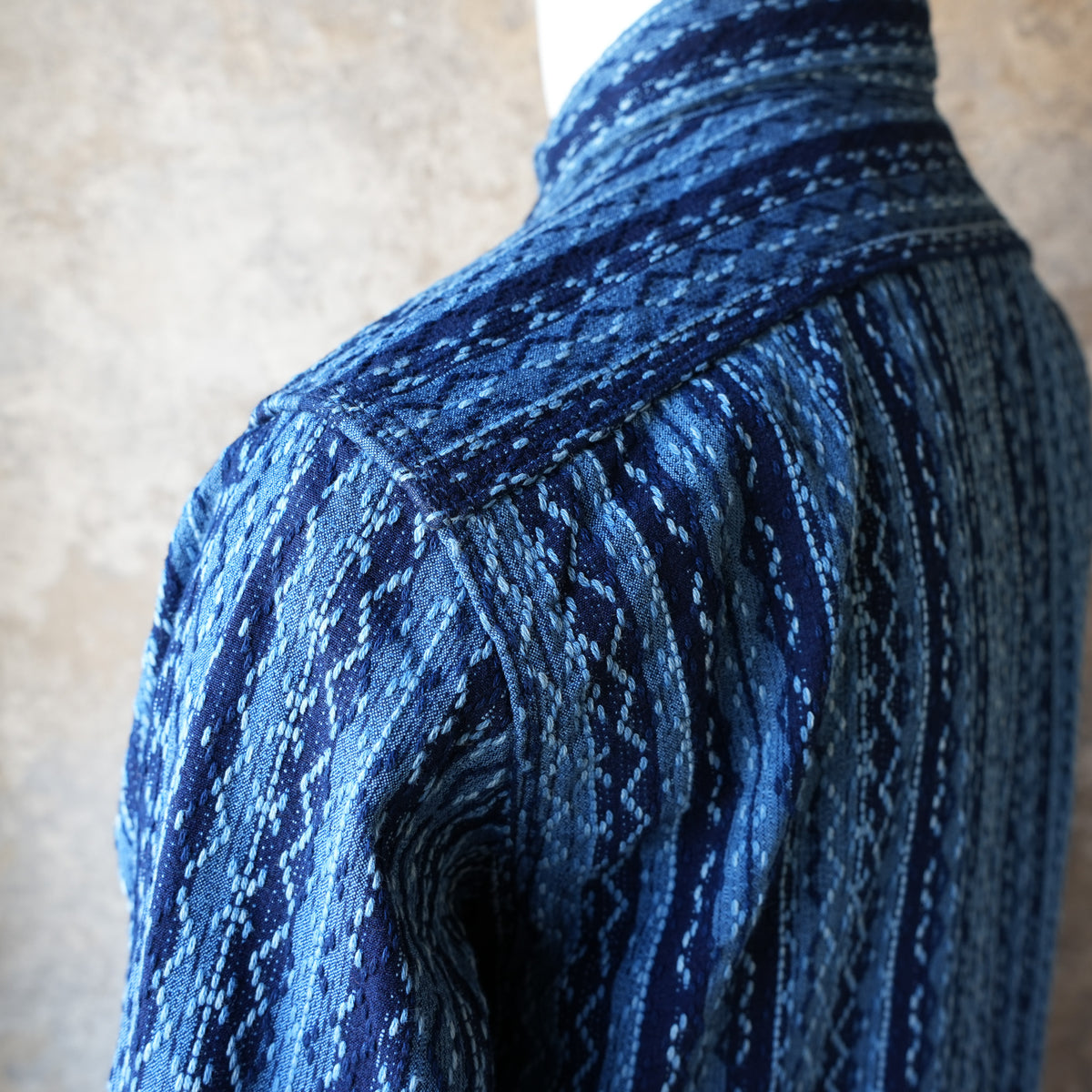 SAMURAIJEANS_SSS25-SKS_Indigo Sashiko Striped Shirt