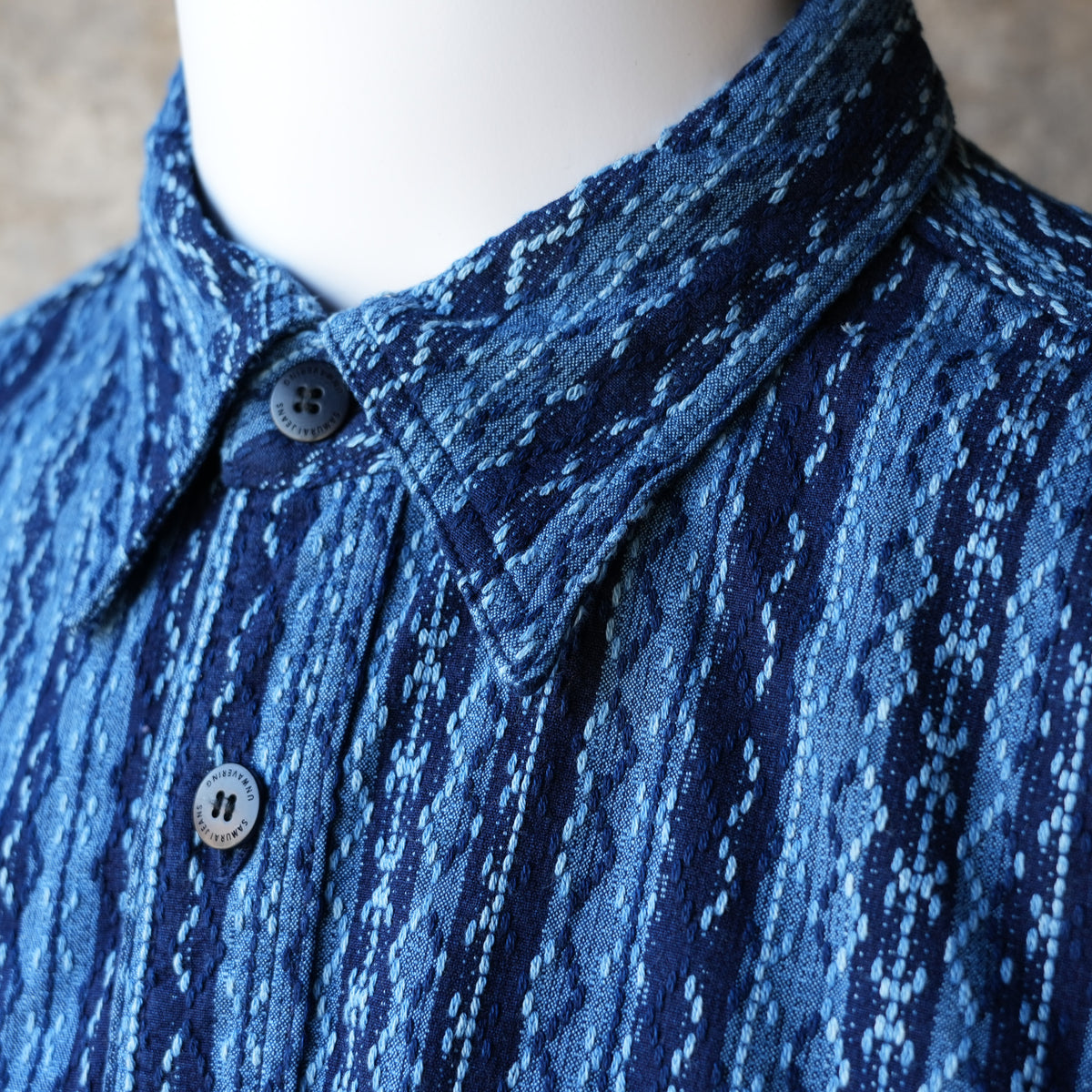 SAMURAIJEANS_SSS25-SKS_Indigo Sashiko Striped Shirt