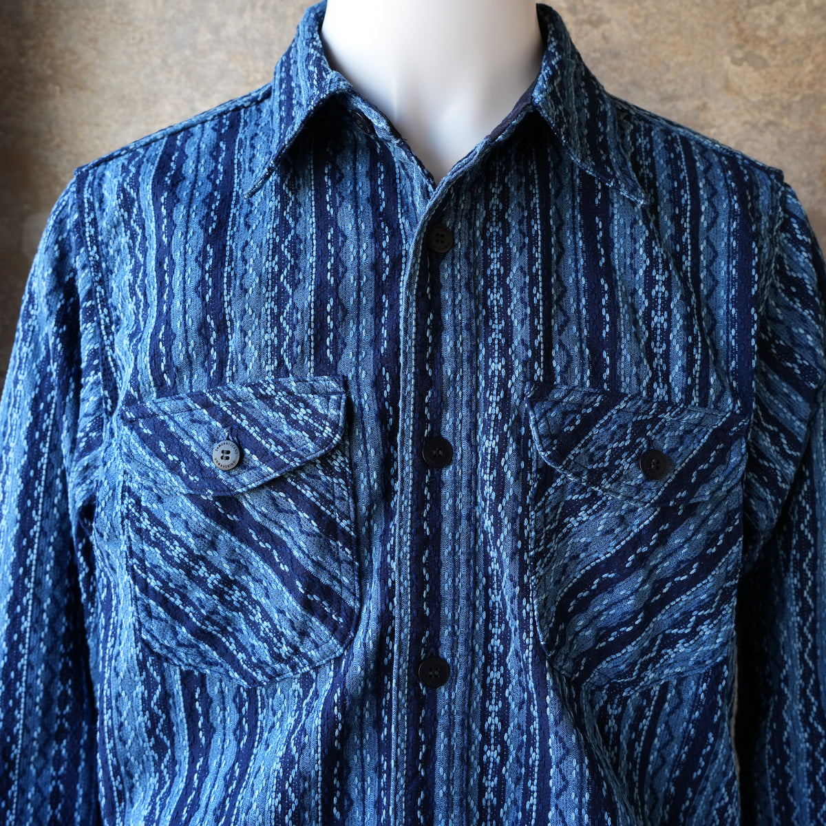 SAMURAIJEANS_SSS25-SKS_Indigo Sashiko Striped Shirt