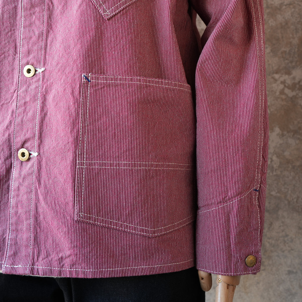 TCB Jeans_BLACK CAT JACKET Pin Check_RED