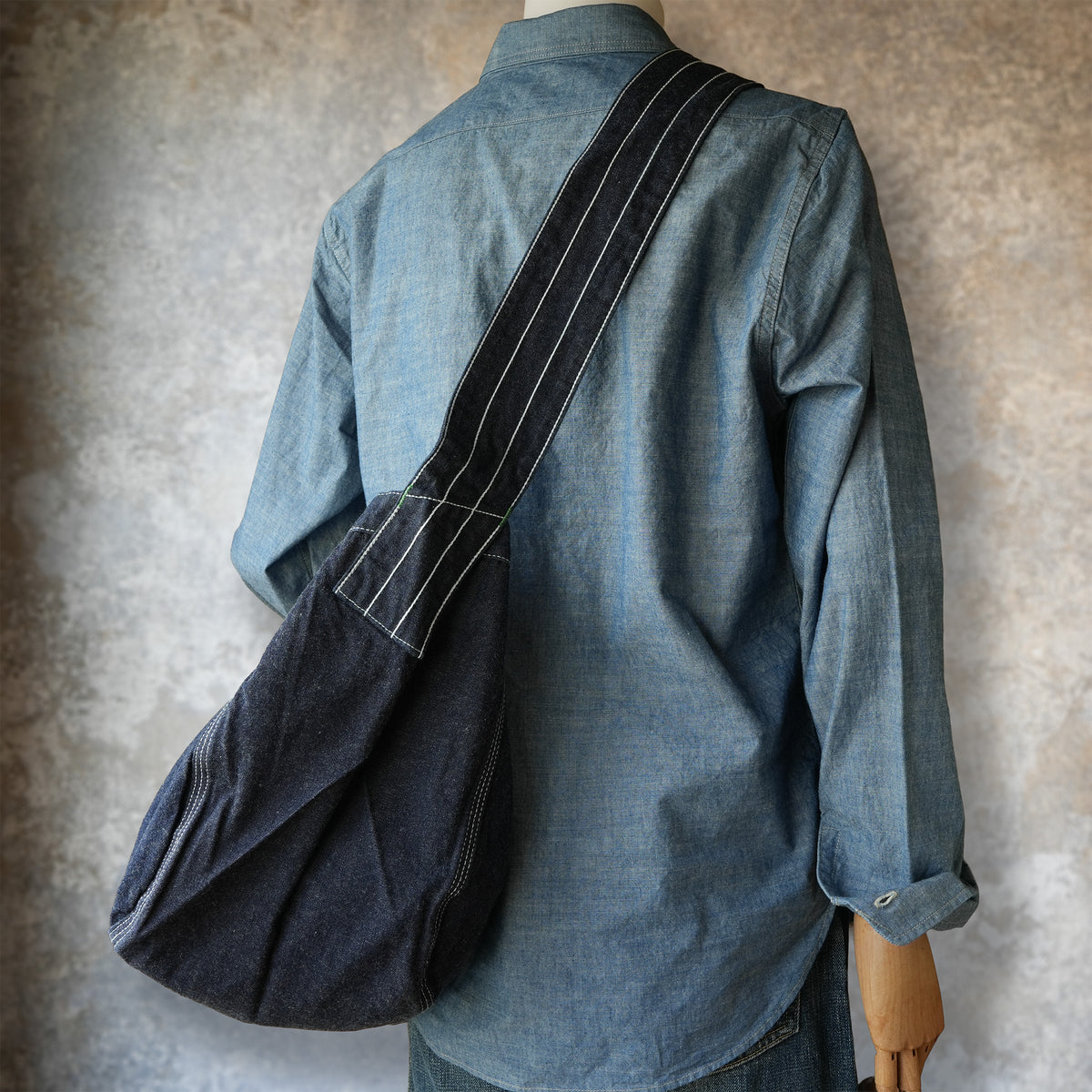 TCB jeans_NEWS PAPER BAG_Color Denim BLUE
