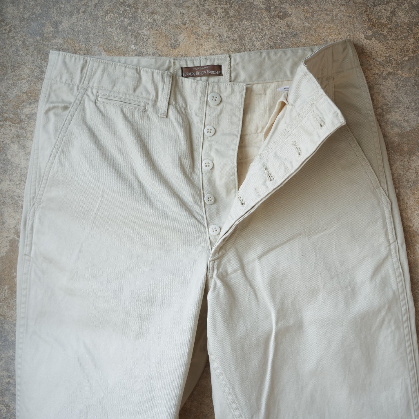 WORKERS_Officer Trousers_Pearl White Chino