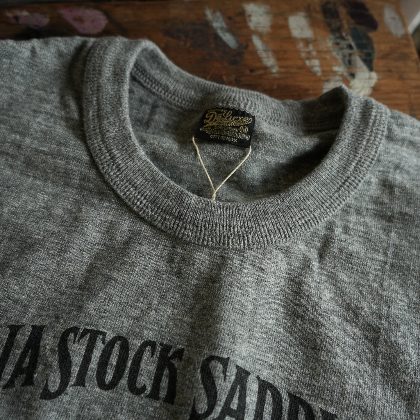 DELUXEWARE_DXTS-2601_SADDLE_杢D.GRAY