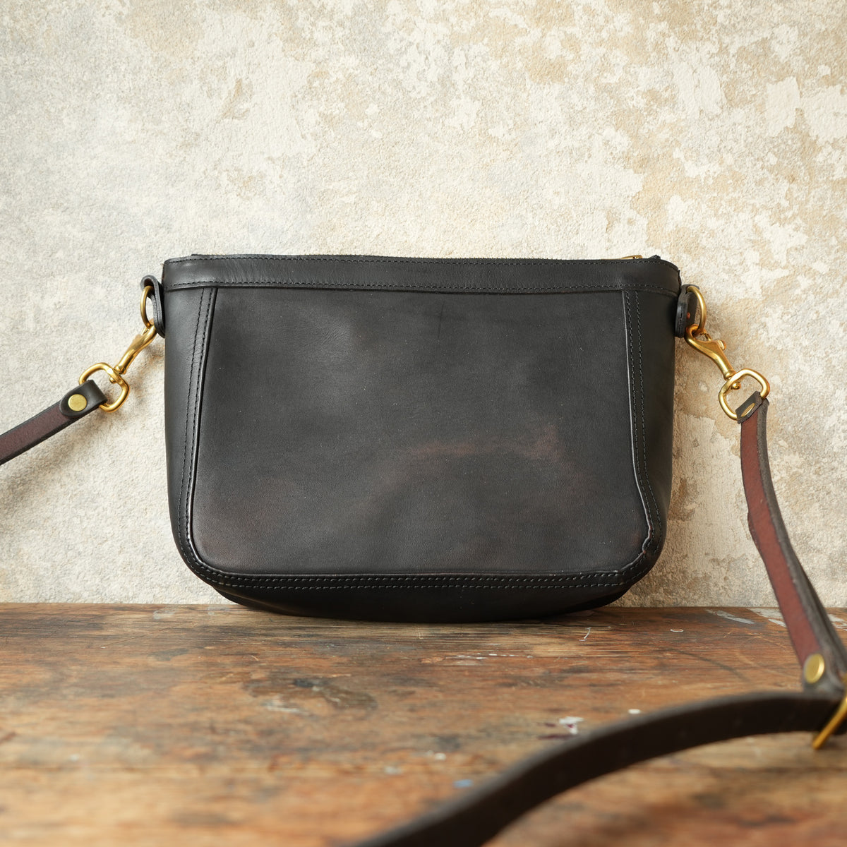VASCO_VS-313L_LEATHER TELEPHONE SHOULDER BAG_SMALL_BLACK