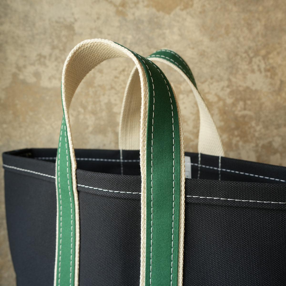 WORKERS_Deluxe Tote Bag_Dark Navy Body x Green Handle