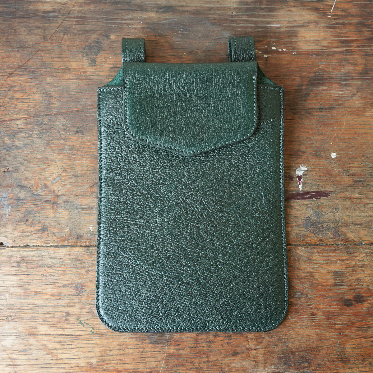 SpiralDance_Mobile holster_Wild Boar Leather_D.Green