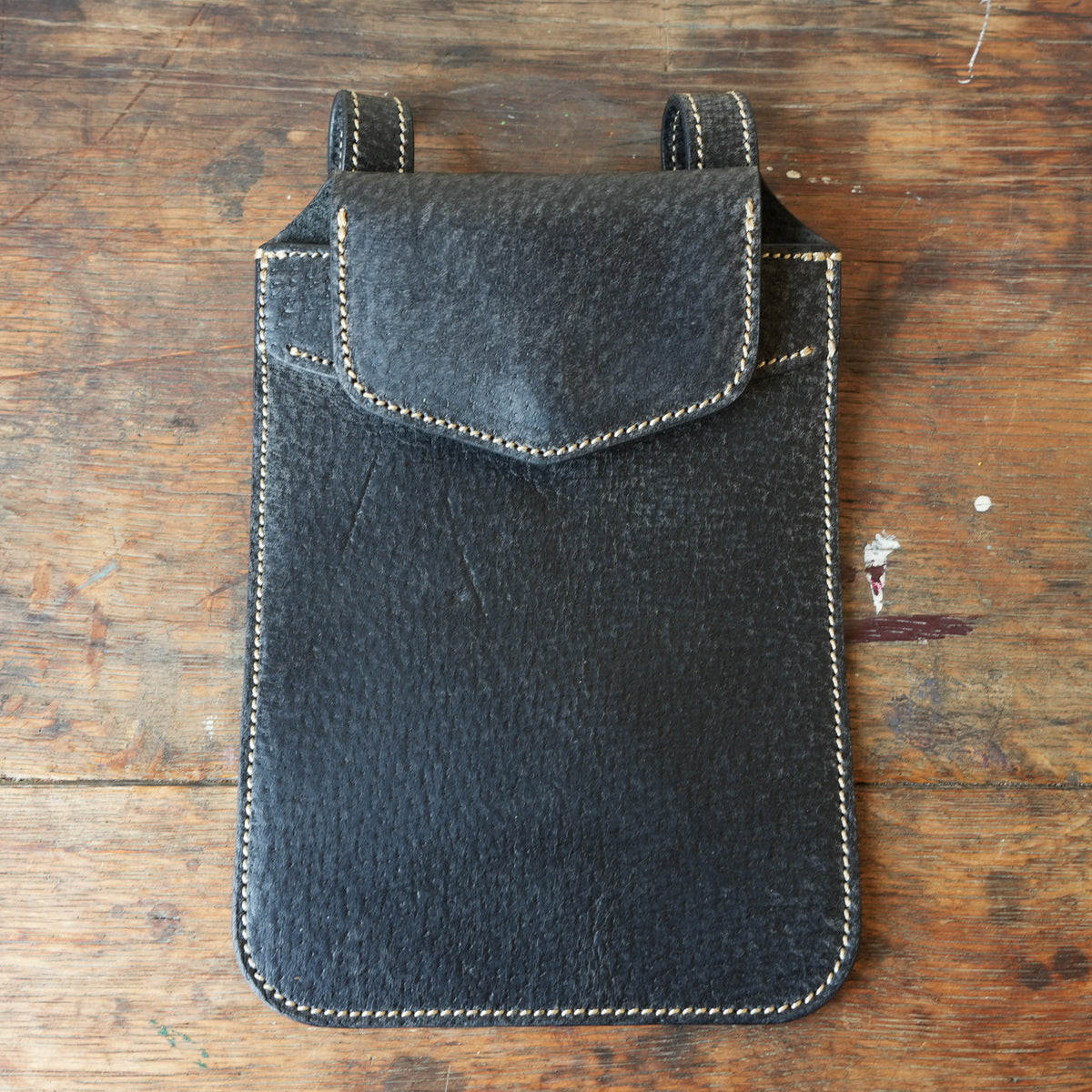 SpiralDance_Mobile holster_Wild Boar Leather_Black