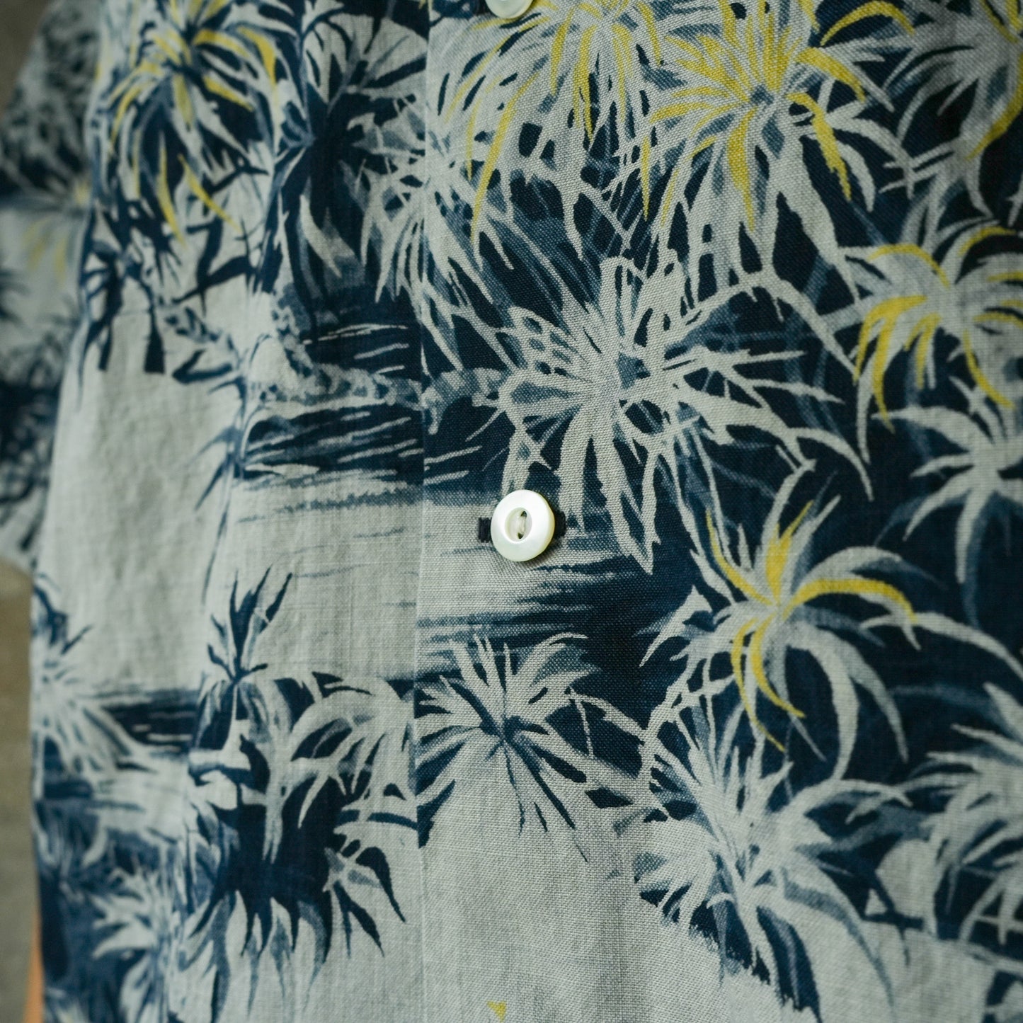 DELUXEWARE_AL-21_1960s INDIGO ALOHA