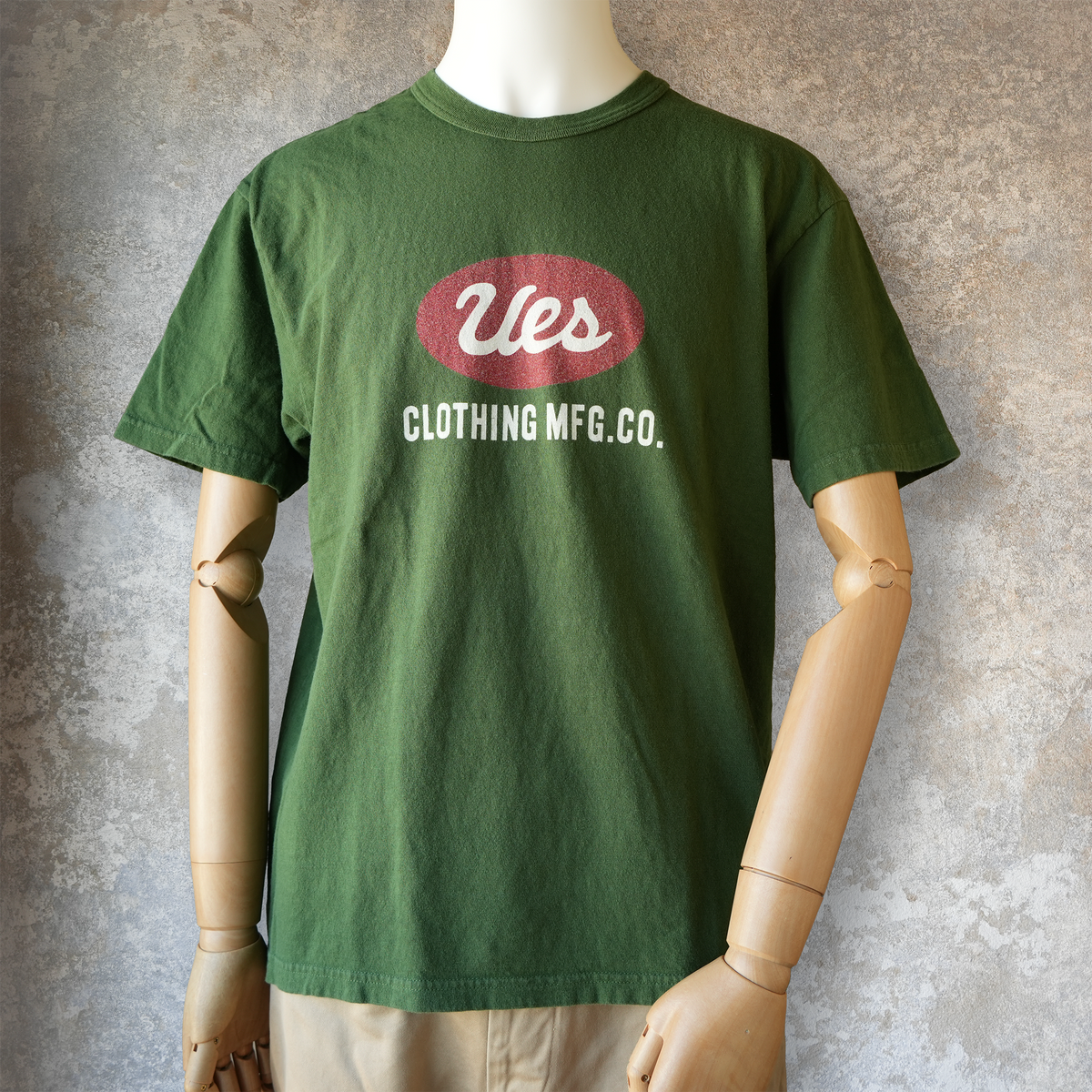 UES_652501_09_2_UES Logo T-Shirt_GREEN