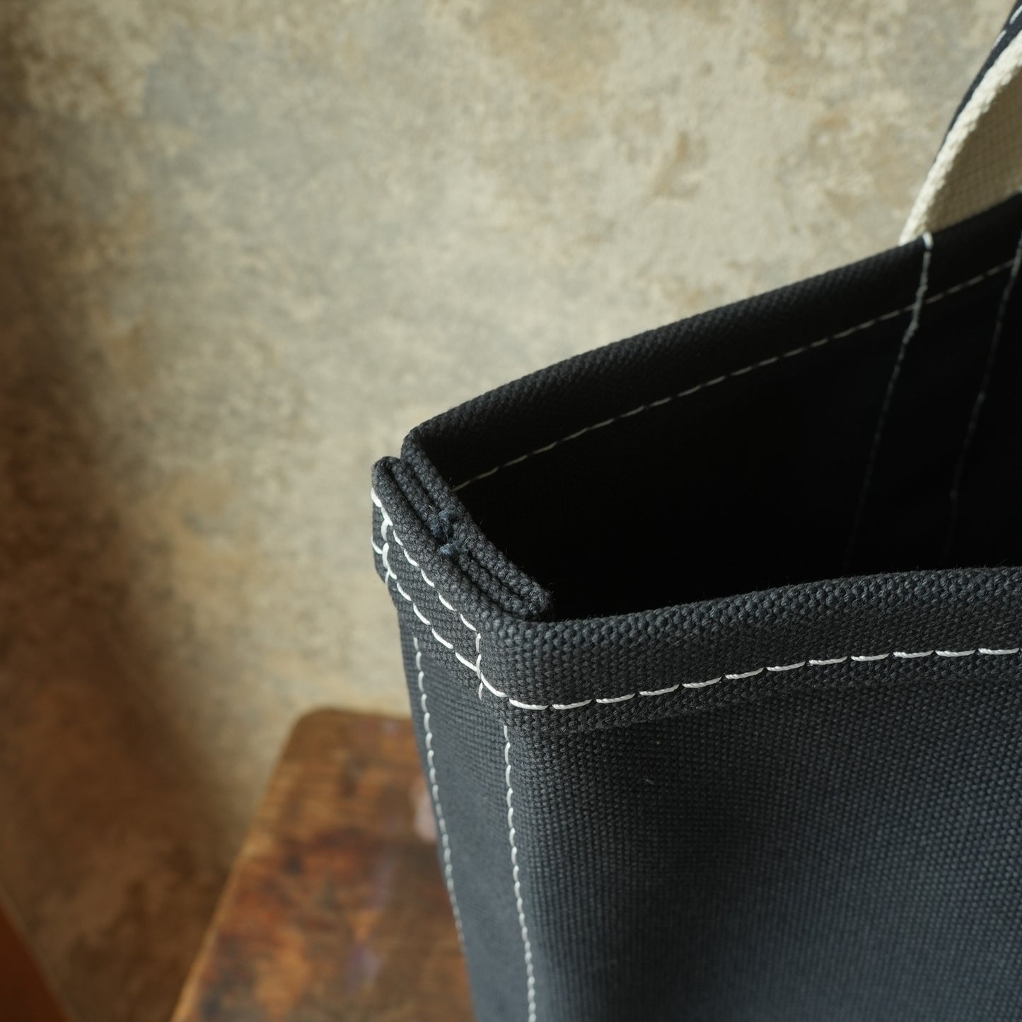 WORKERS_Deluxe Pocket Tote Bag_Dark Navy x Navy Handle_Short