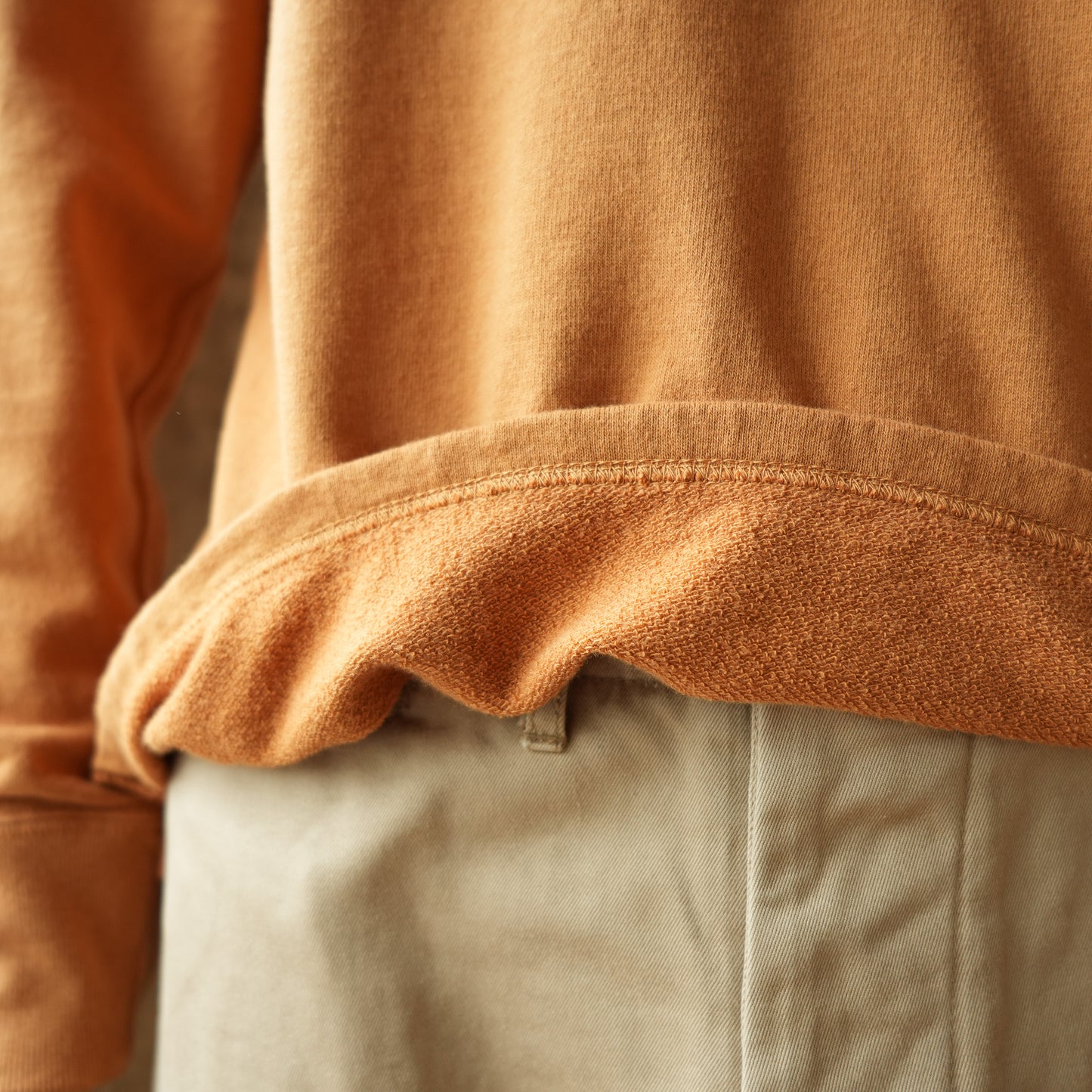 DELUXEWARE_M300-00_MOCK NECK KNIT_D.CAM