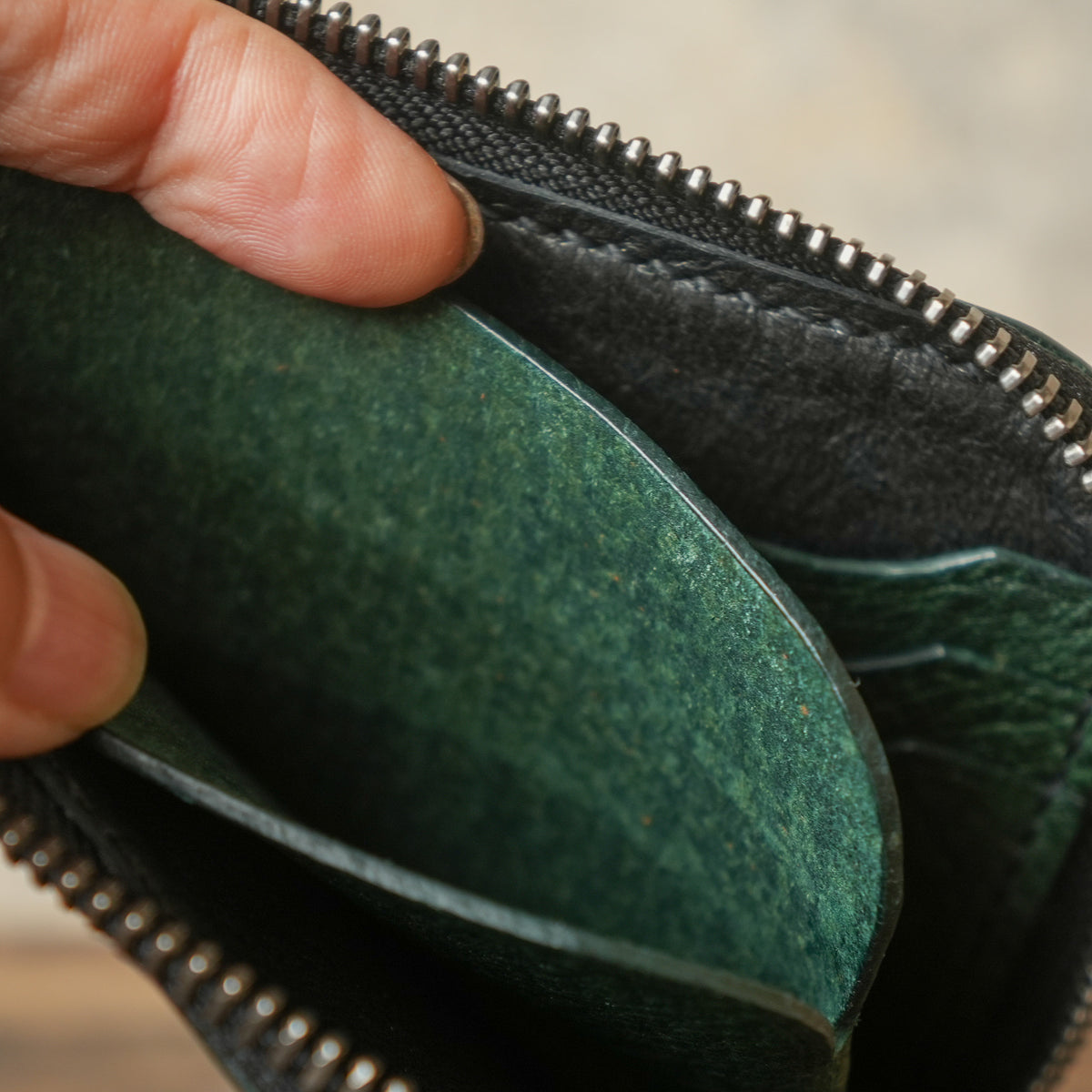 SpiralDance L-Zip Small Wallet DARK GREEN