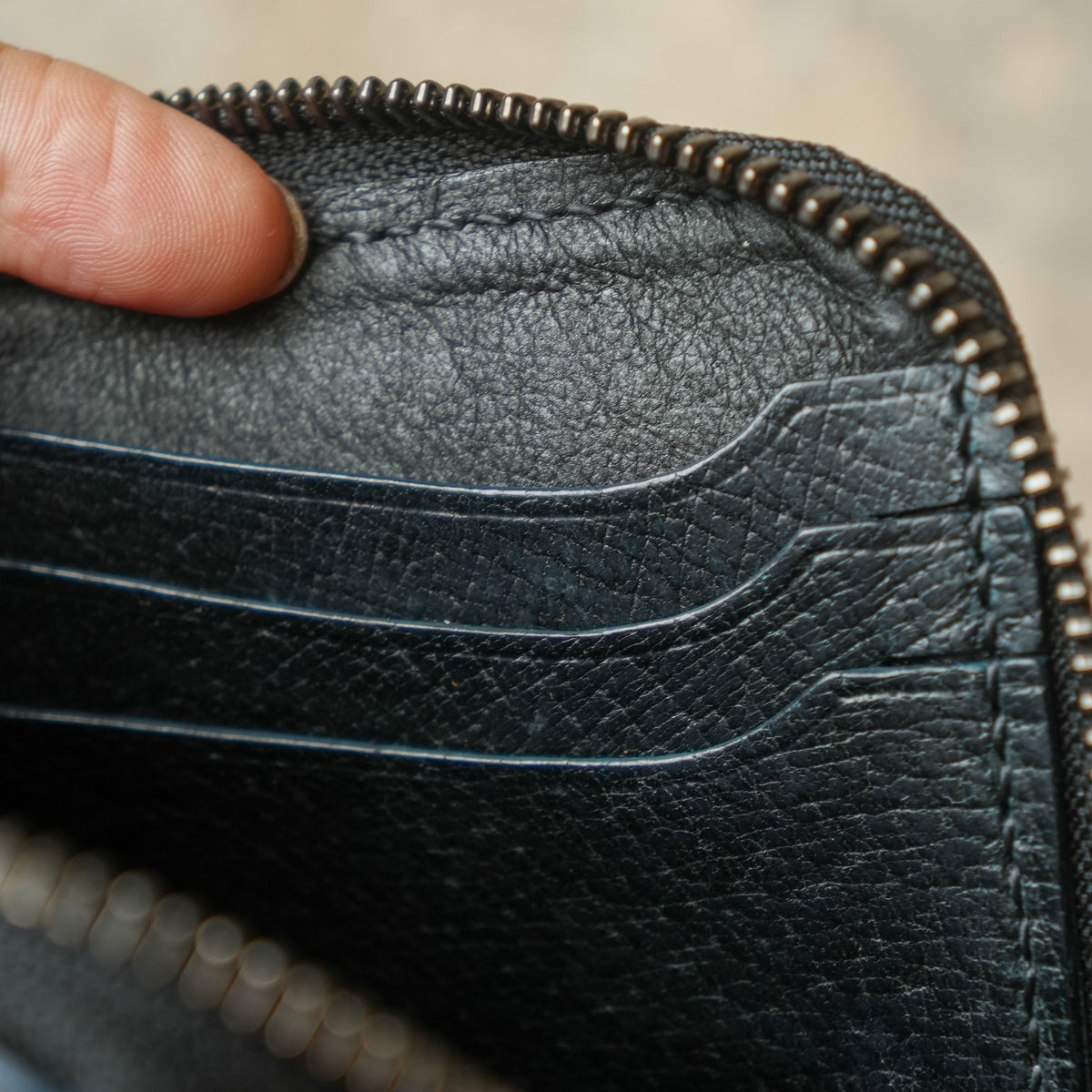 SpiralDance_L-Zip Small Wallet_NAVY
