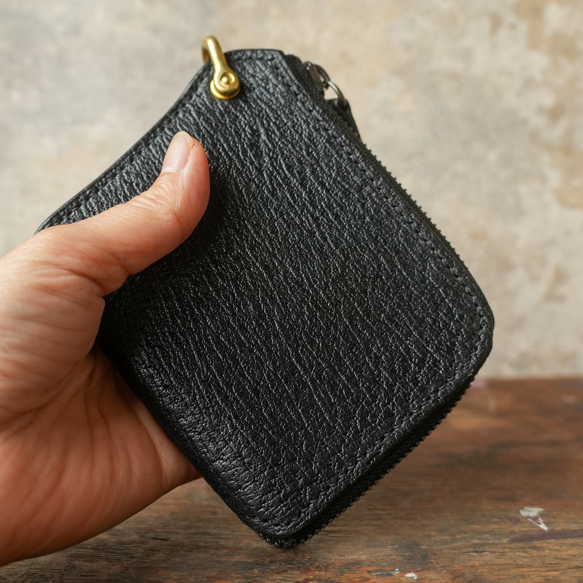 SpiralDance_L-Zip Small Wallet_BLACK