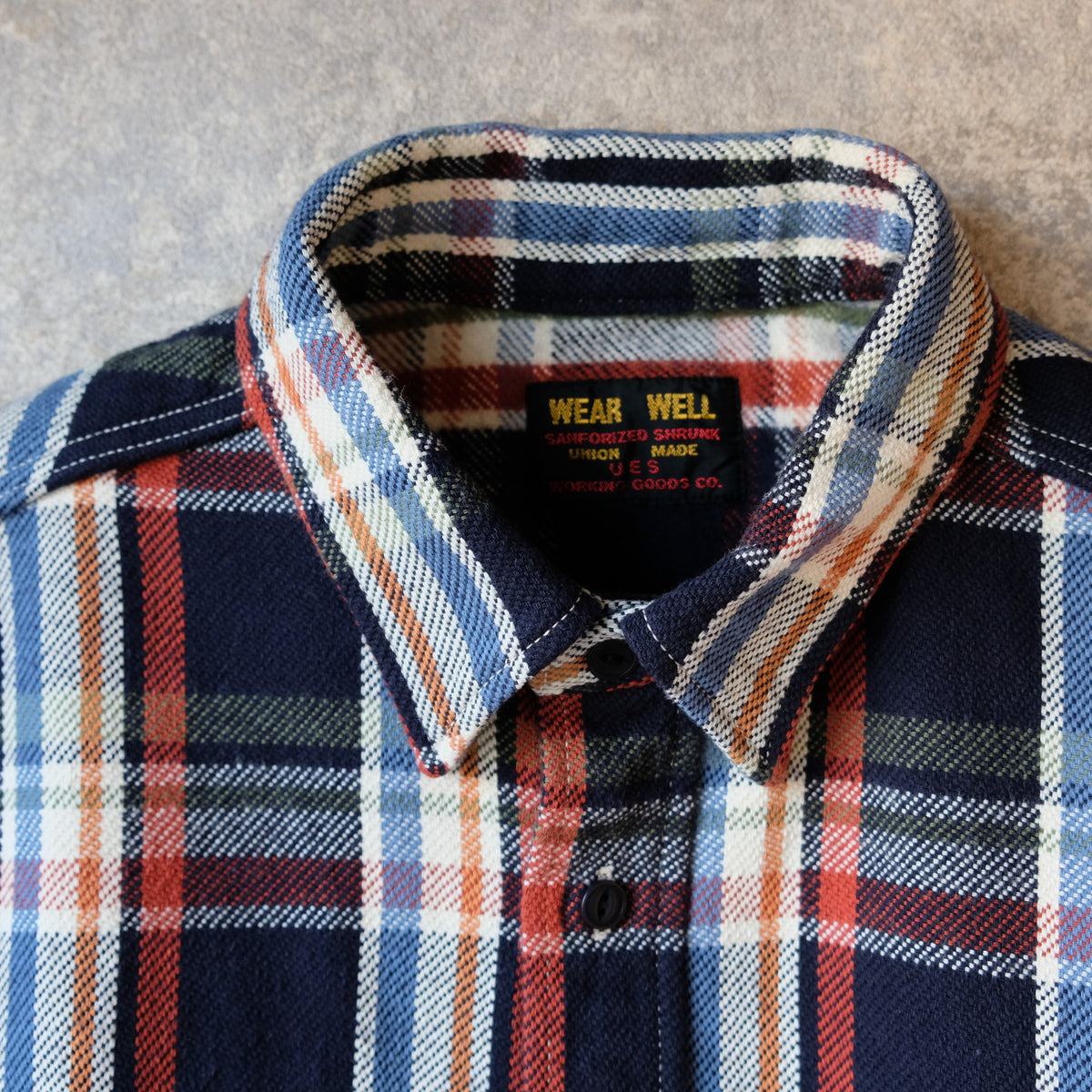 UES_502553_05_3_Yarn-dyed heavy flannel shirt_Navy