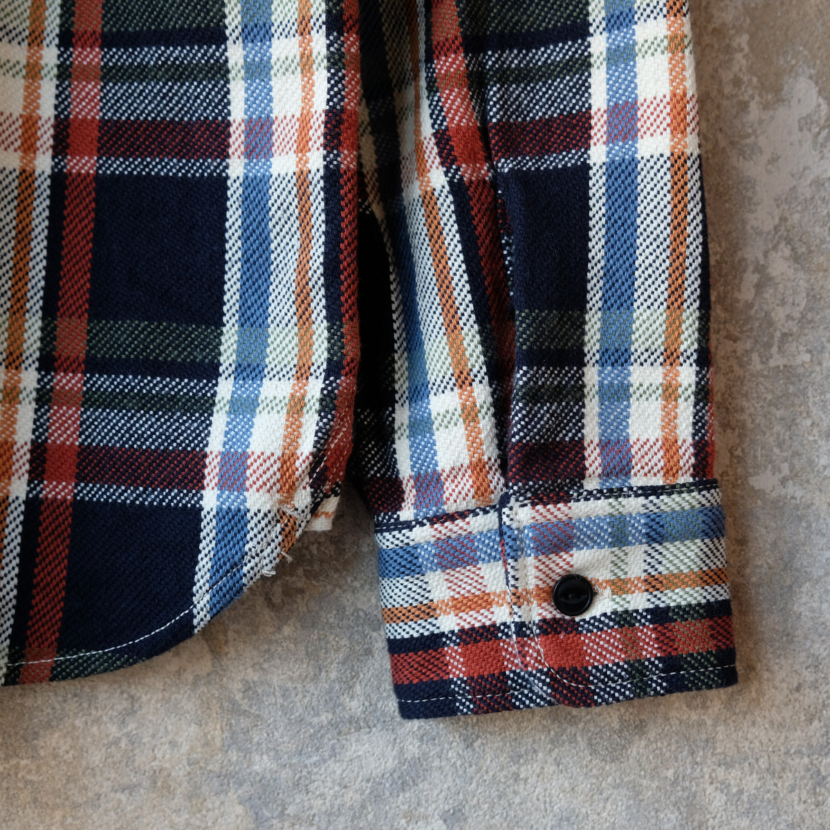 UES_502553_05_3_Yarn-dyed heavy flannel shirt_Navy