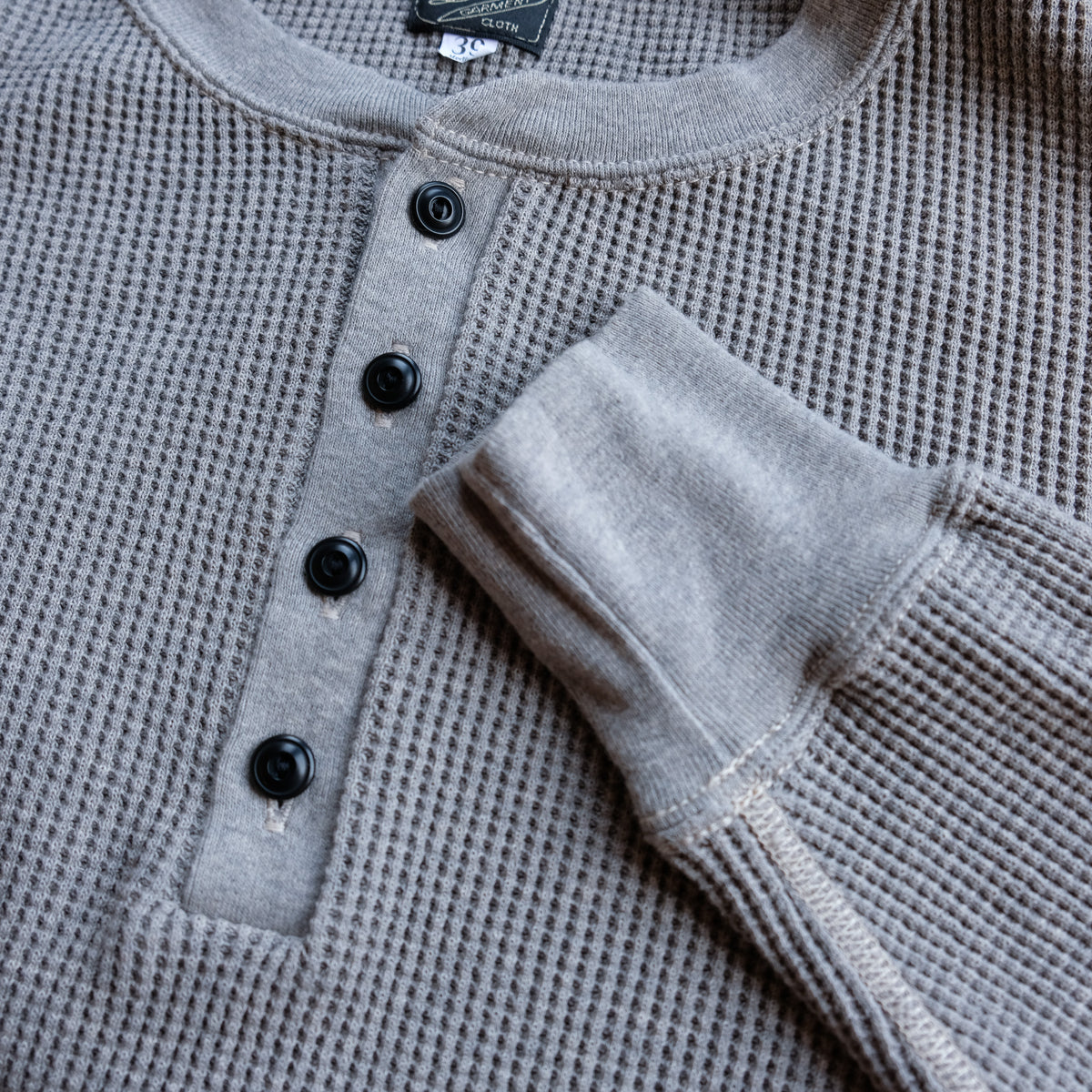 DALEE'S&CO_2230HT_1930s WAFFLE HENLEY THERMAL_HEATHER GRAY.BEIGE