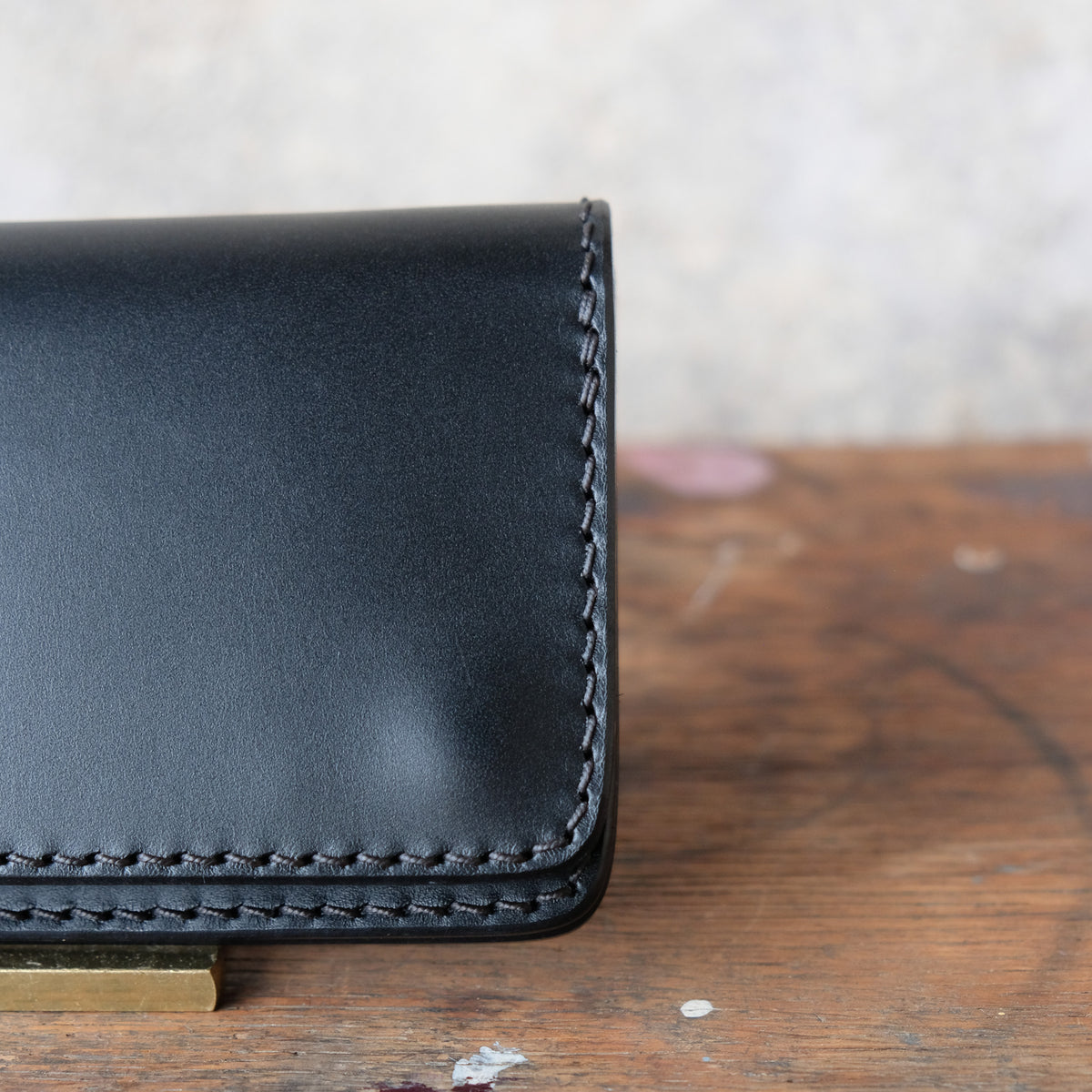 OLD FELLOW COMPANY TW-02 L B BLACK Tracker Wallet