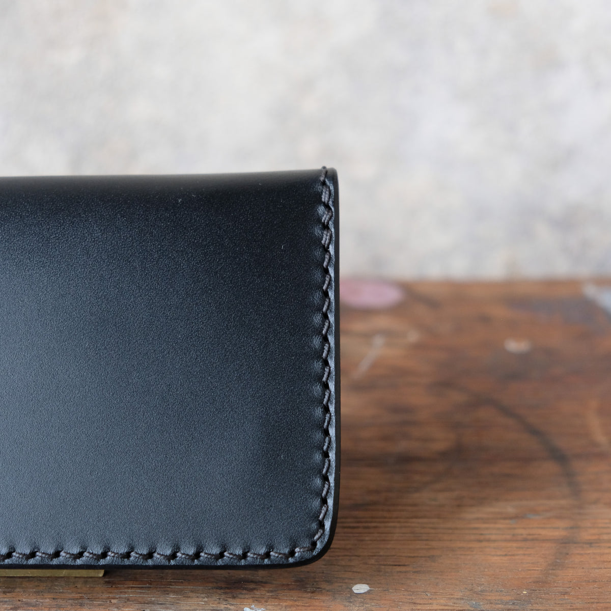 OLD FELLOW COMPANY TW-02 L B BLACK Tracker Wallet