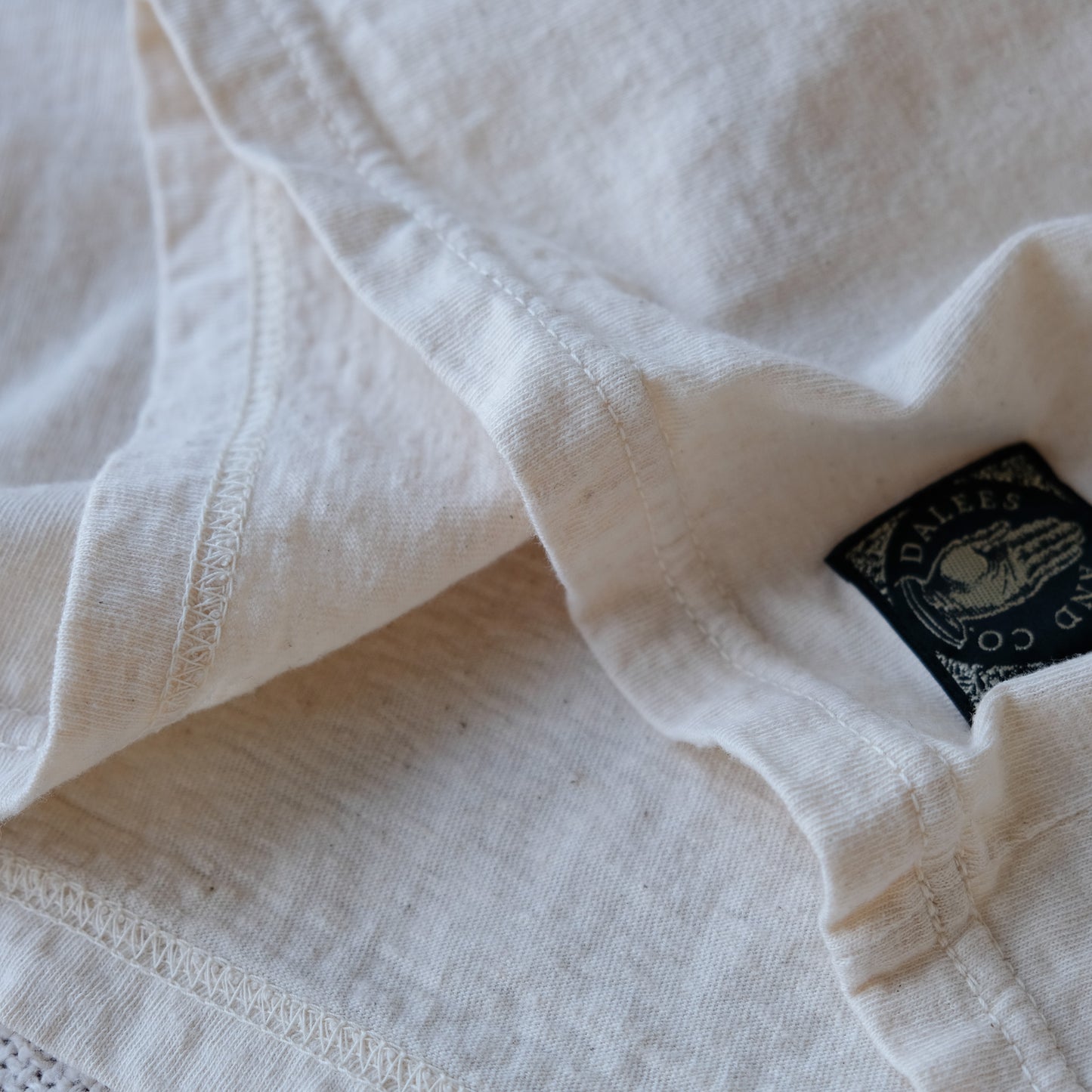 DALEE'S & CO_Spinner_WORKER HENLEY NECK_NATURAL