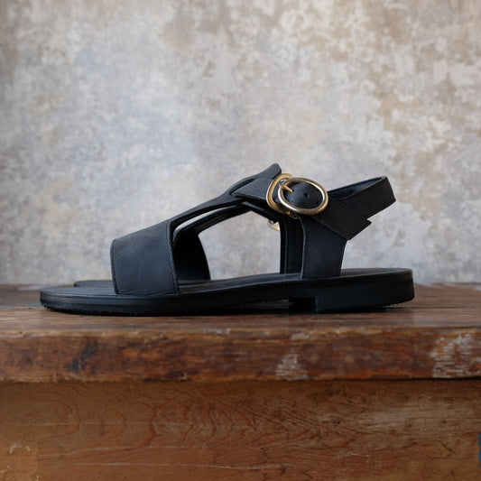 LA POCHE_LOTUS_BLACK