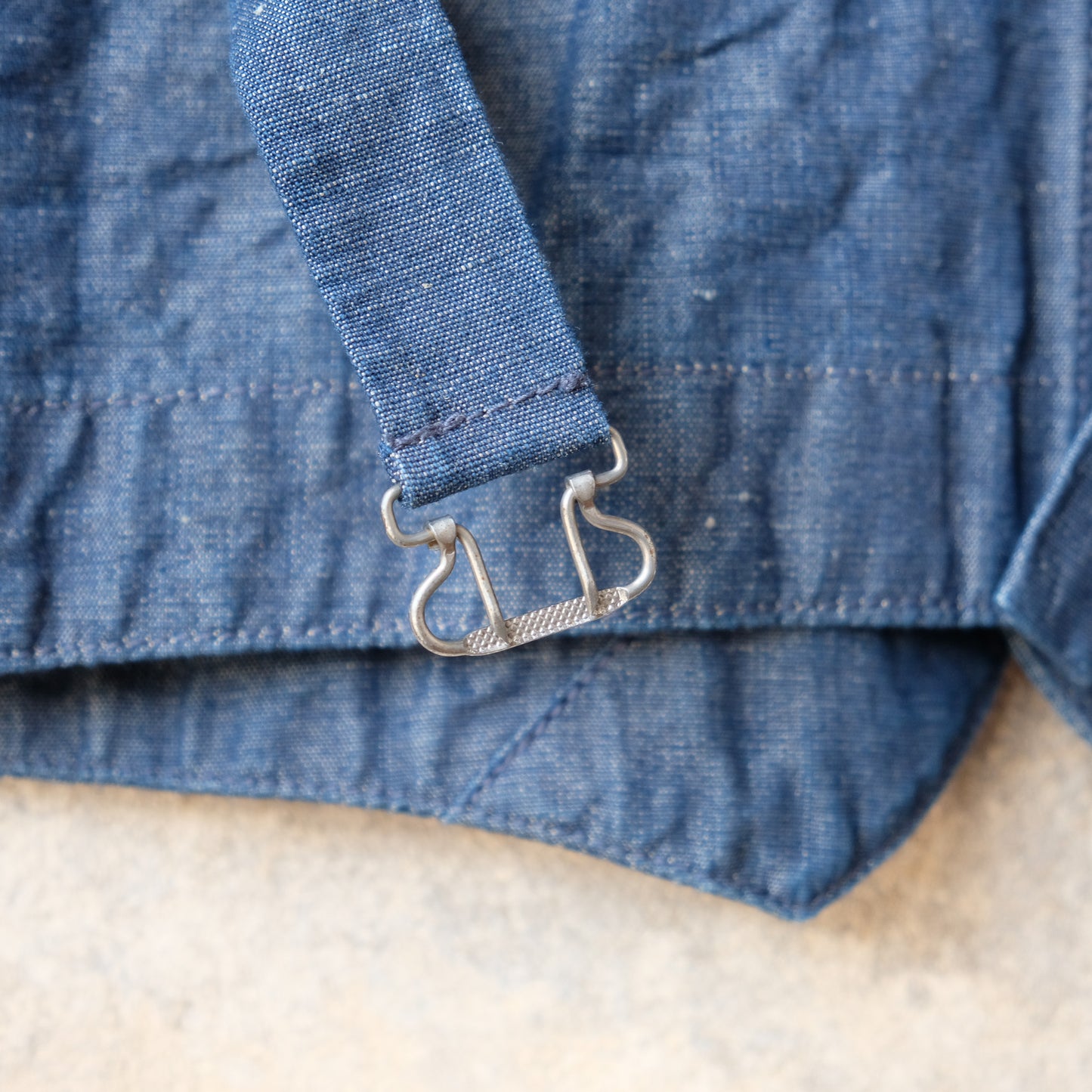 THE YMWALK ON_E-80063_WAISTCOAT (C/L CHAMBRAY)