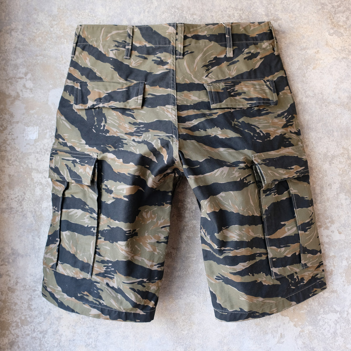 DELUXEWARE_DX100H_ARMY SHORT BOTTOM_TIGER CAMO