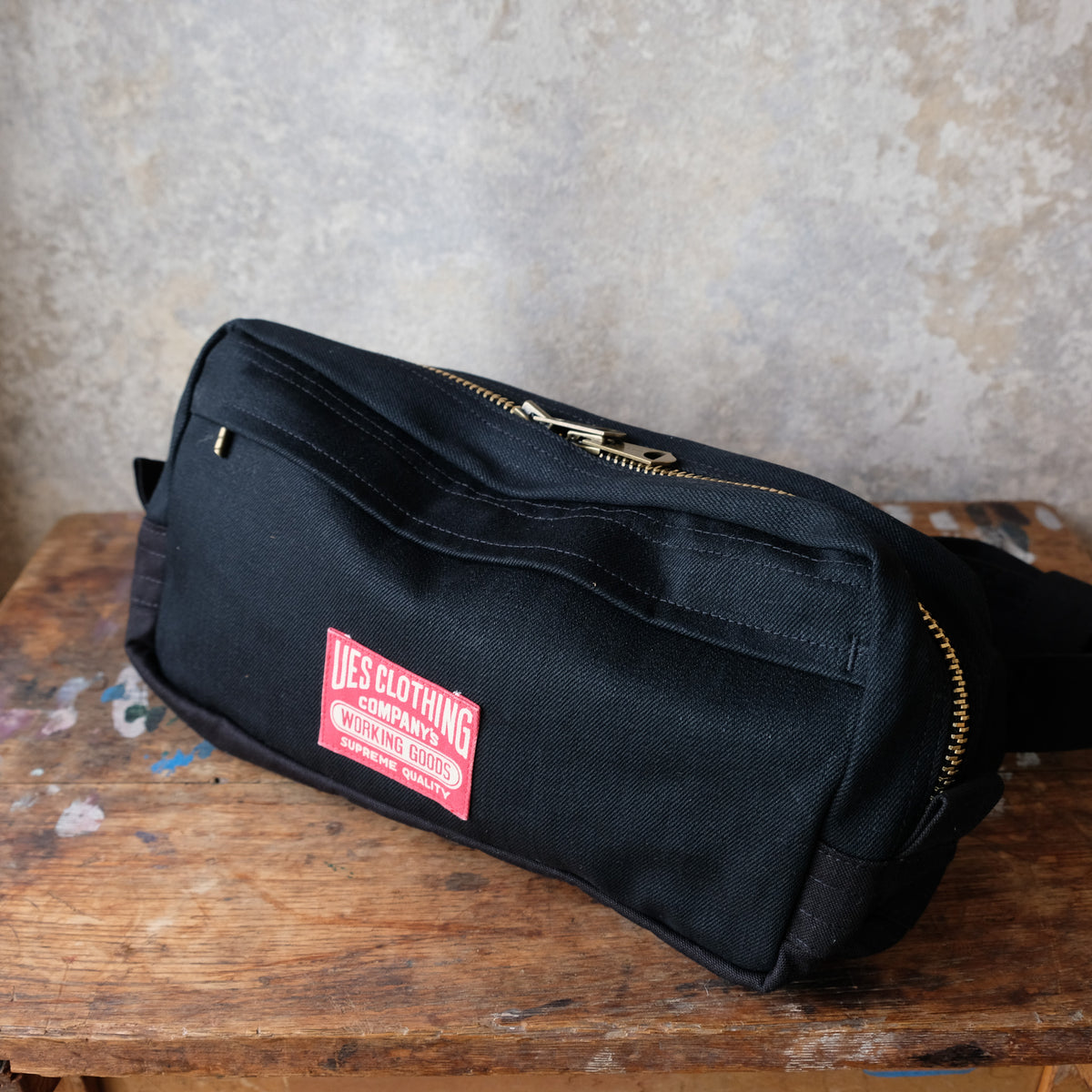 UES_WB-4_04_F_Body Bag_BLACK