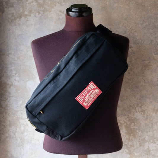 UES_WB-4_04_F_Body Bag_BLACK