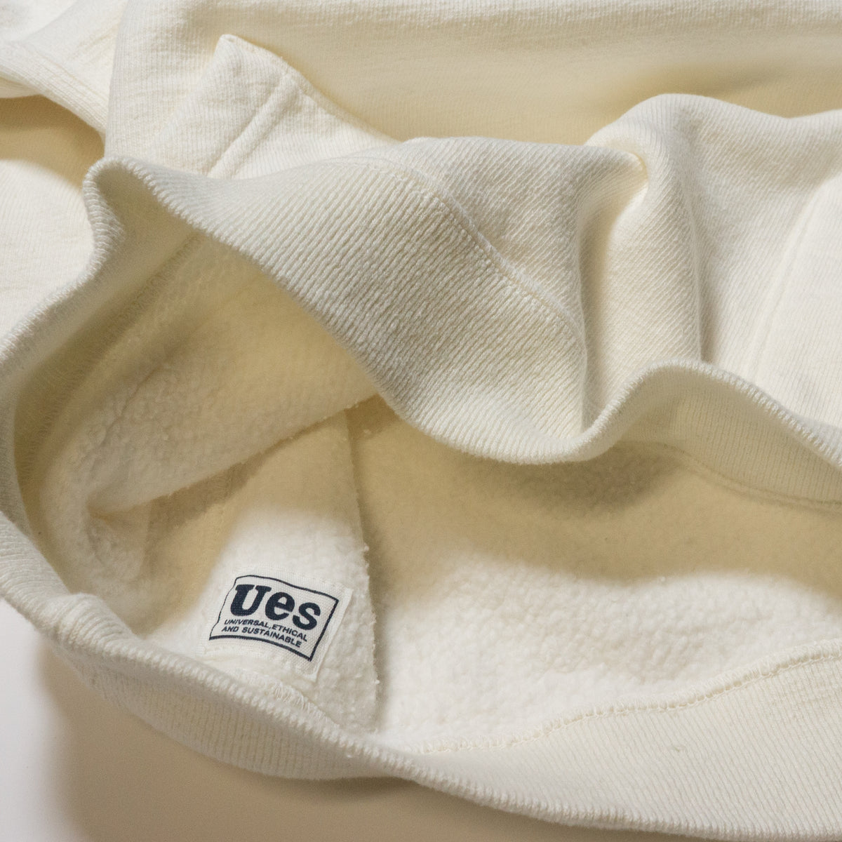 UES_742451_01_Pocket sweatshirt_White