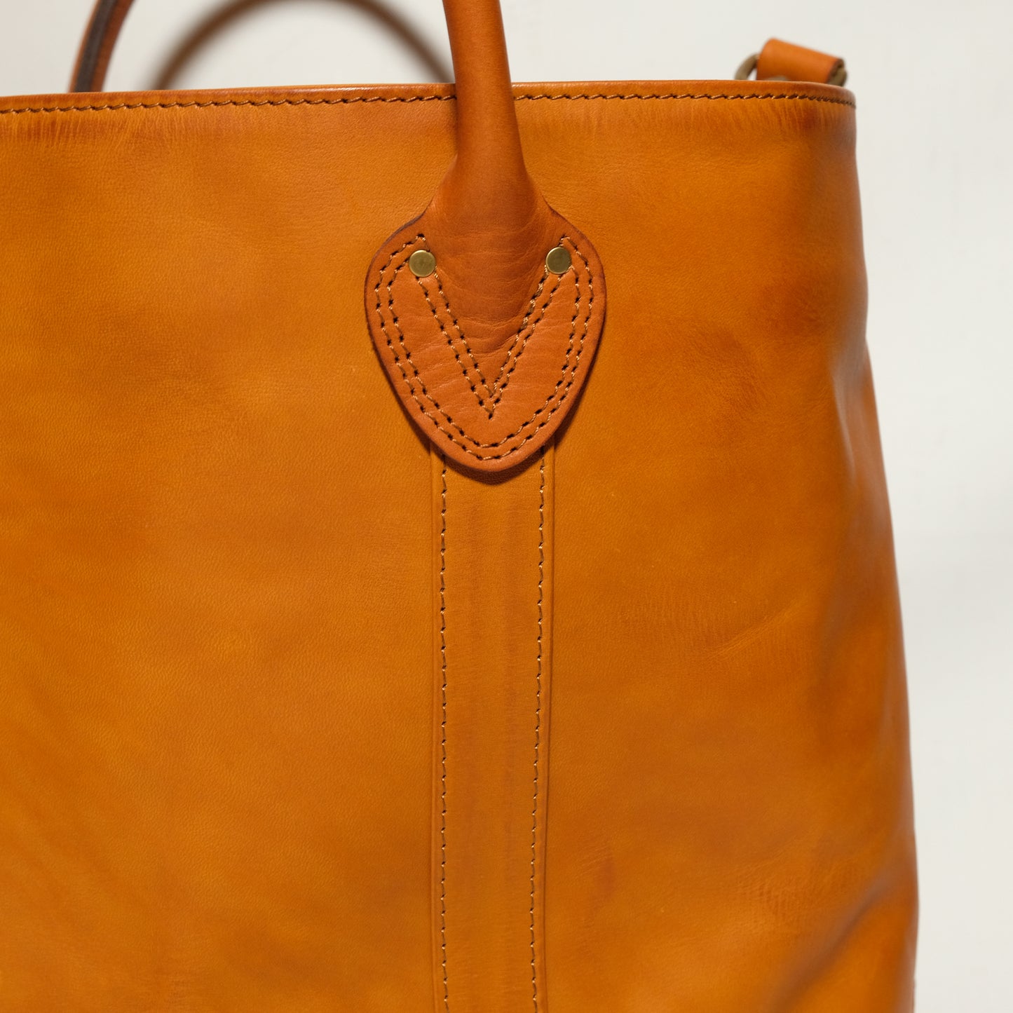 VASCO_LEATHER BOAT TOTE BAG