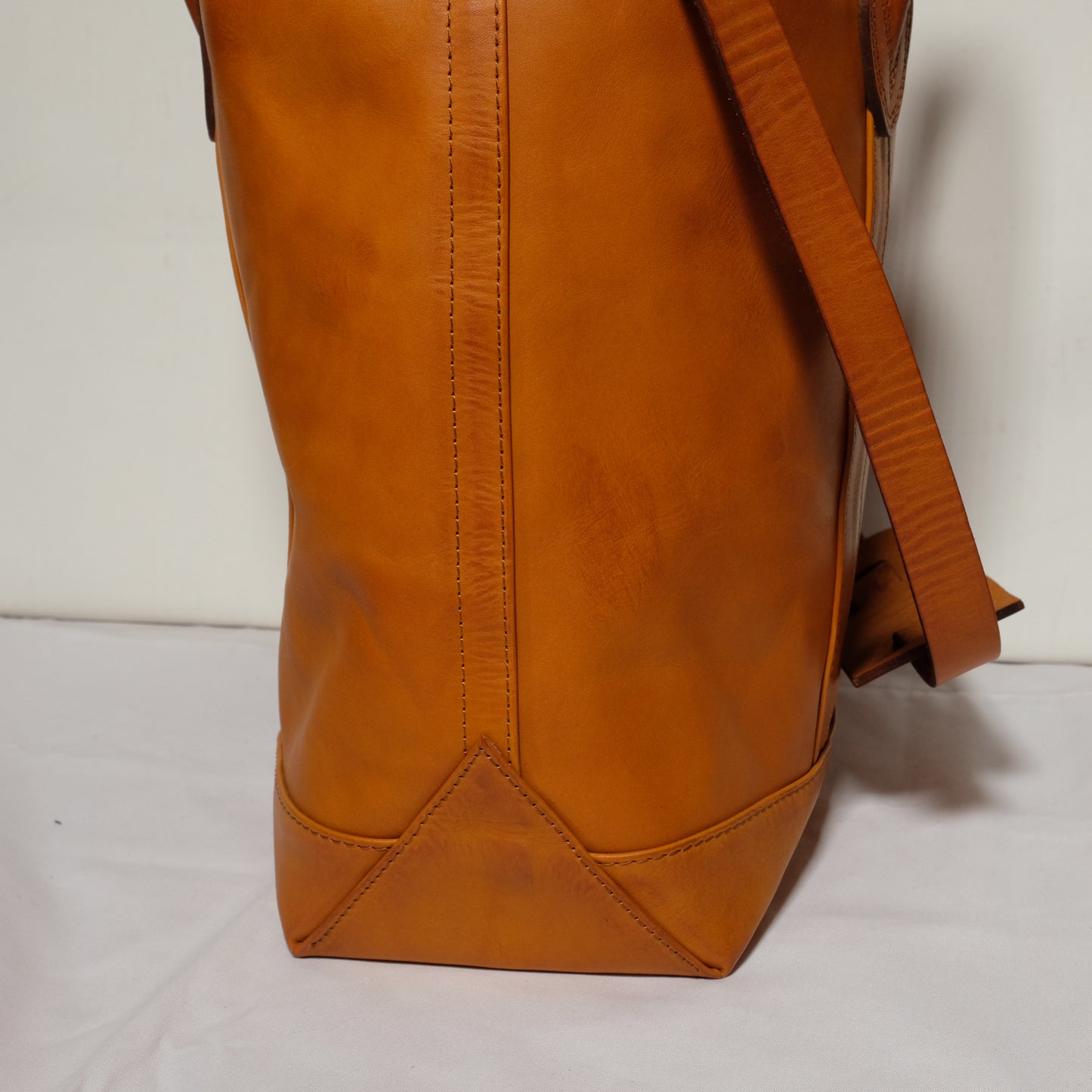 VASCO_LEATHER BOAT TOTE BAG