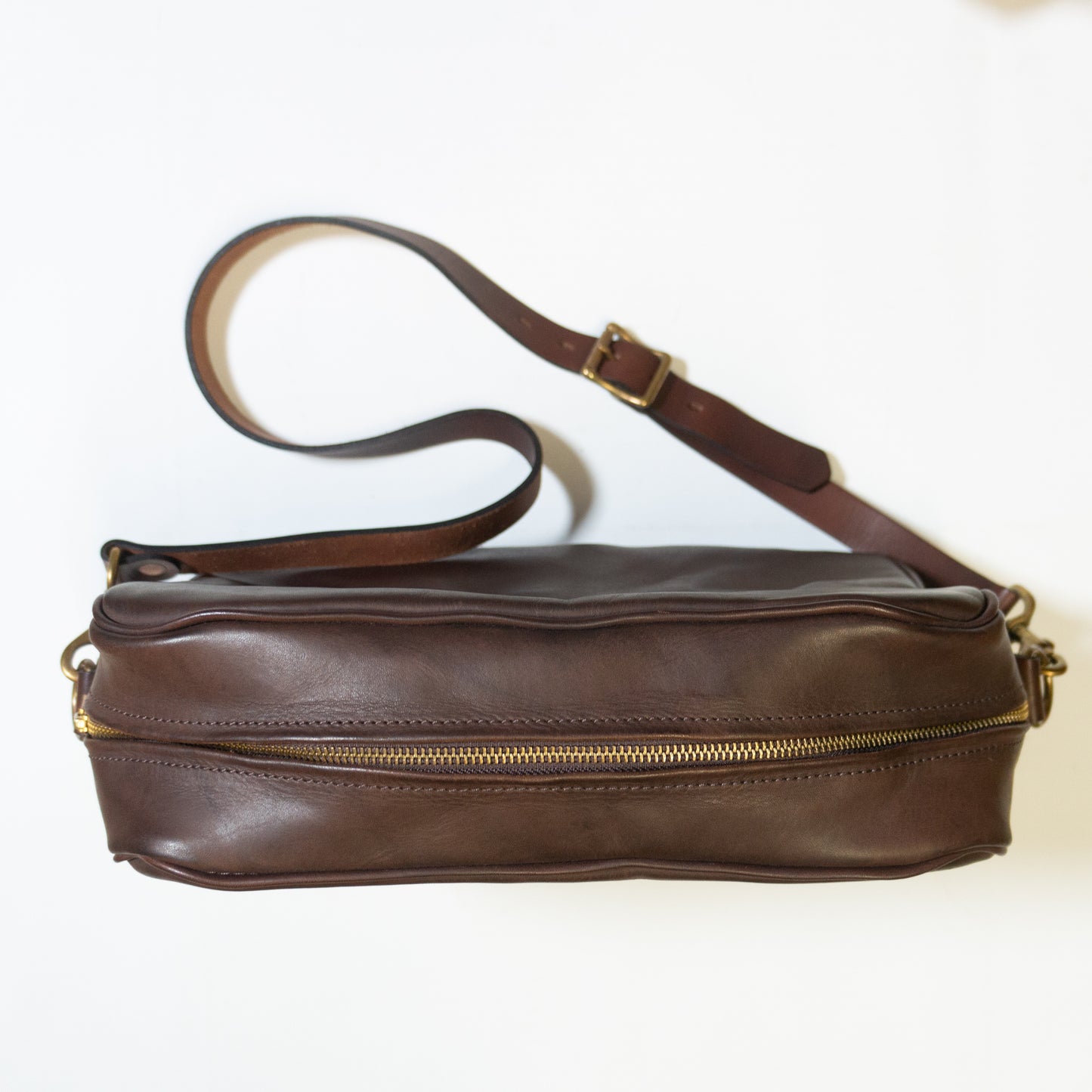 VASCO_VS255L_LEATHER WANDER SHOULDER BAG