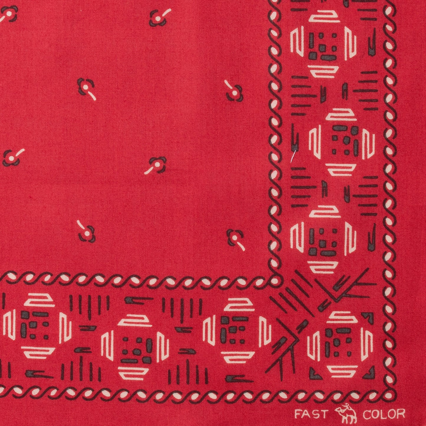 One Ear Brand "Jomon" 50 x 50 Red