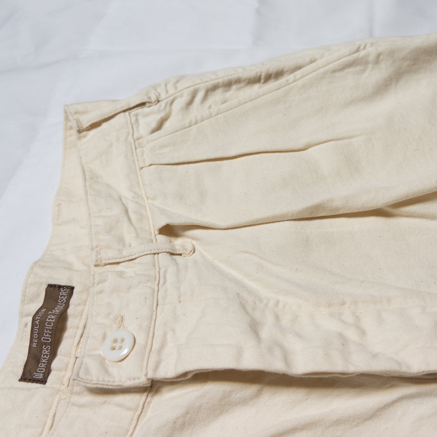 WORKERS_Officer Trousers RL Fit, White Denim