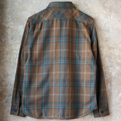 UES_502551_12_Extra Heavyweight Flannel Shirt_Beige