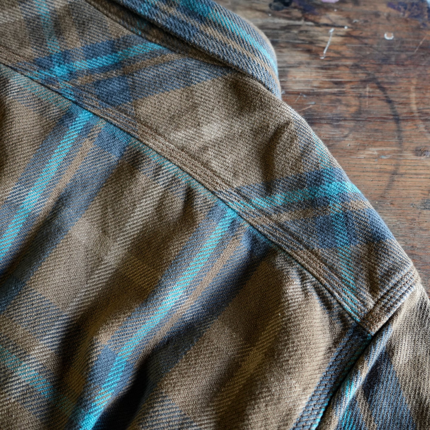 UES_502551_12_Extra Heavyweight Flannel Shirt_Beige