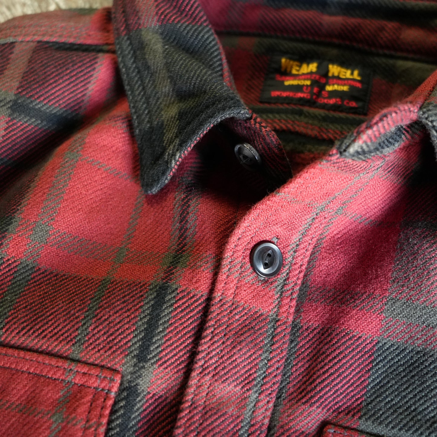 UES_502552_3_Extra Heavyweight Flannel Shirt_Red