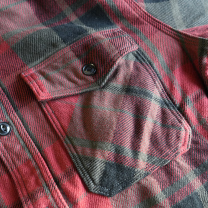 UES_502552_3_Extra Heavyweight Flannel Shirt_Red