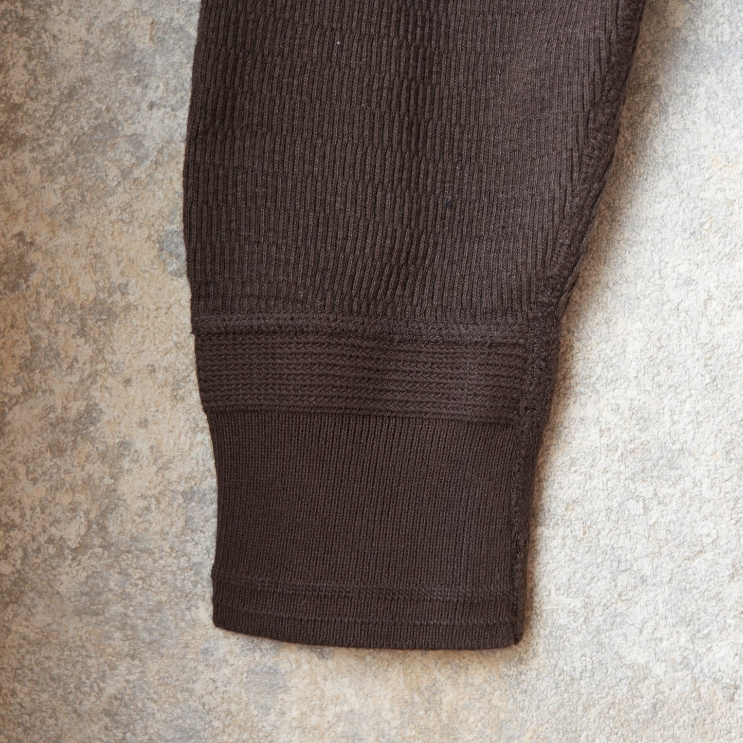 LOOP＆WEFT_LRH1041_SUPIMA LONG HONEYCOMB KNIT HENLEYNECK THERMAL_OAK BROWN
